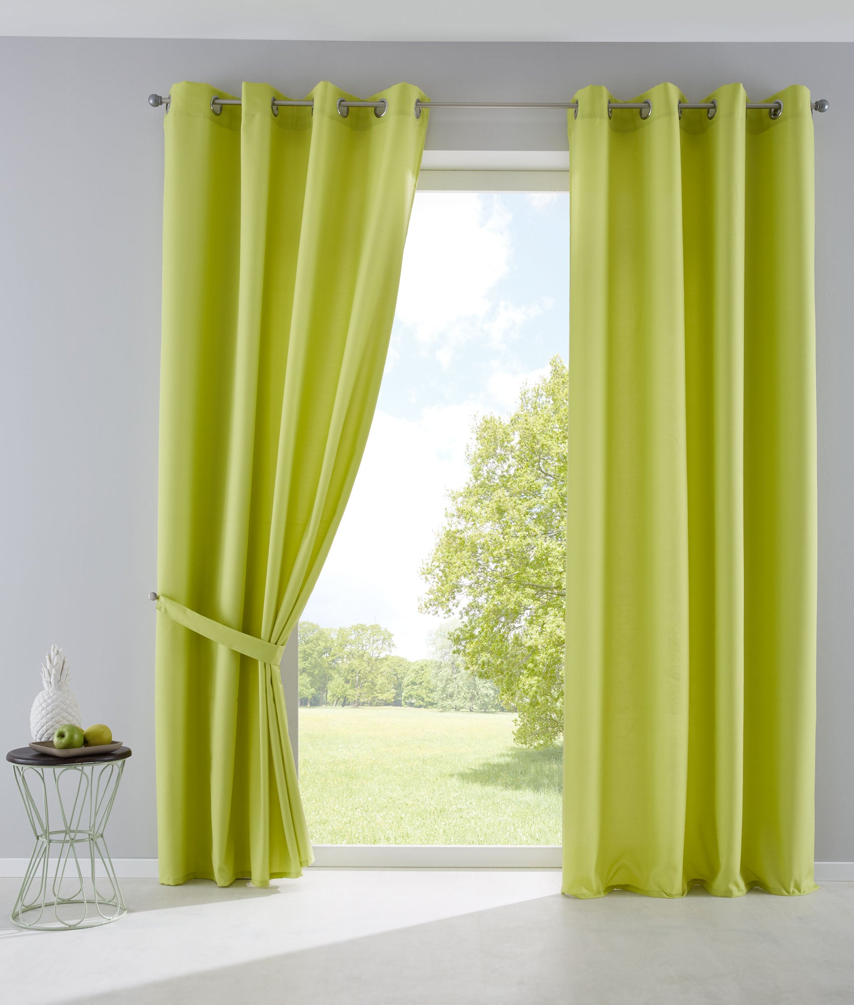 2er Set Vorhänge Blickdicht Gardinen Matt Lichtdurchlässig »PALERMO« mit Ösen und Raffhalter Dekoschal 10000265-2 Limette HxB 245x140 cm Vorhang Set 10000265-2limette_3d02c533-ca95-4c76-b132-17dc4075a5e9 | Gardinenbox.de