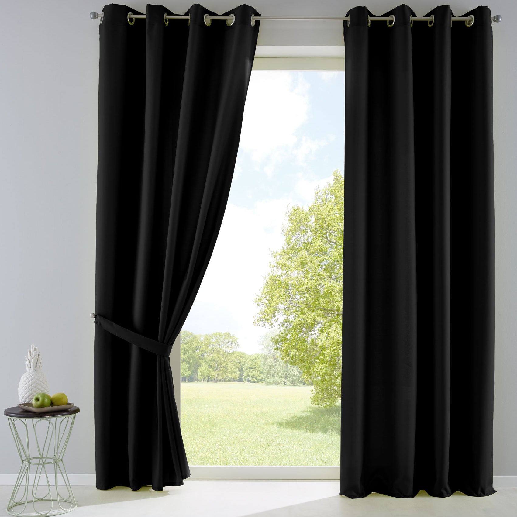 2er Set Vorhänge Blickdicht Gardinen Matt Lichtdurchlässig »PALERMO« mit Ösen und Raffhalter Dekoschal 10000265-2 Schwarz HxB 145x140 cm Vorhang Set 10000265-2schwarz | Gardinenbox.de