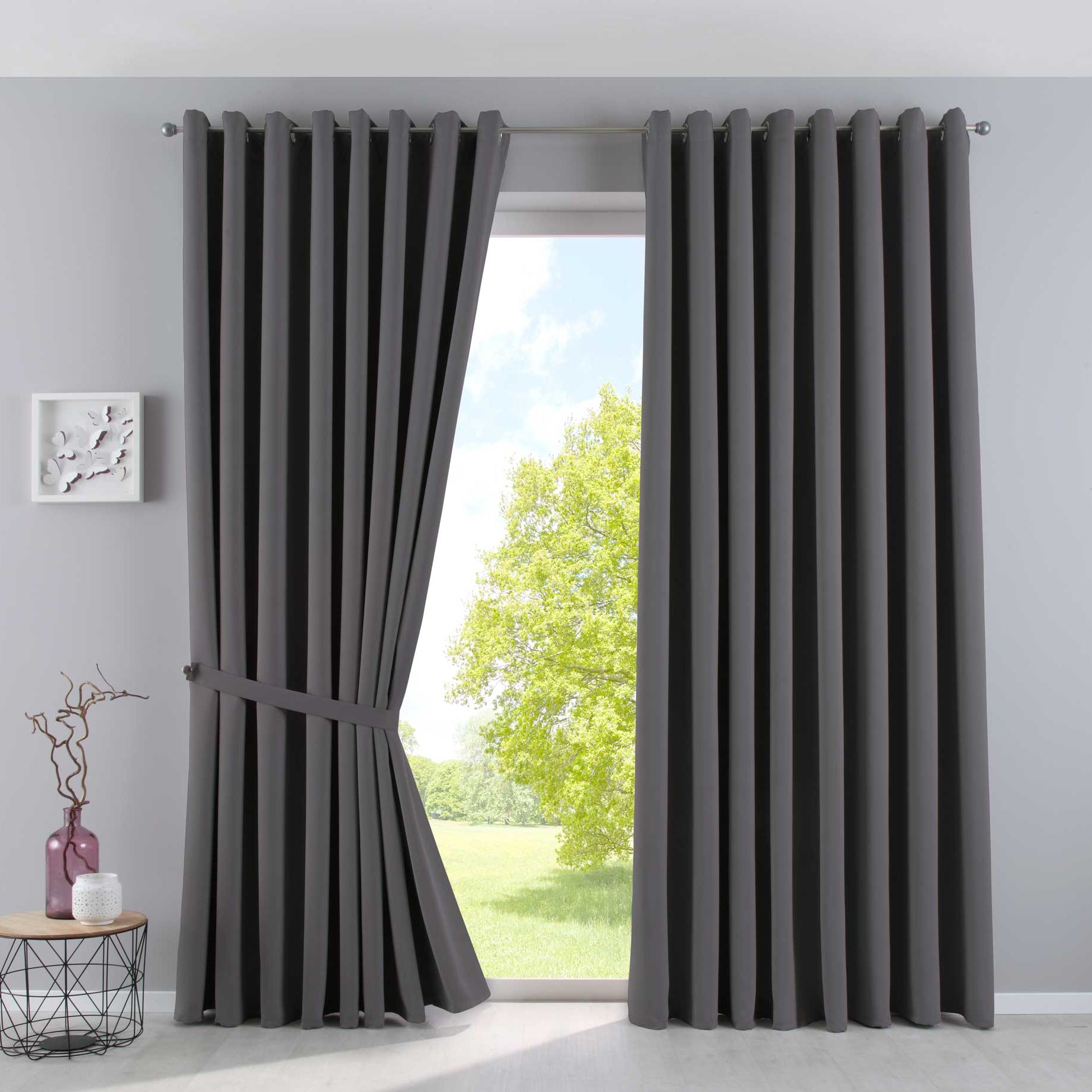 Vorhänge Blickdicht »NewYork« 2er-Pack Thermo-Gardinen Verdunkelungsvorhang Blackout Ösen schalldämmend UV-Schutz Raffhalter 201920600-2 Dunkelgrau HxB 225x295 cm Vorhang Set 201920600-2dunkelgrau-295 | Gardinenbox.de
