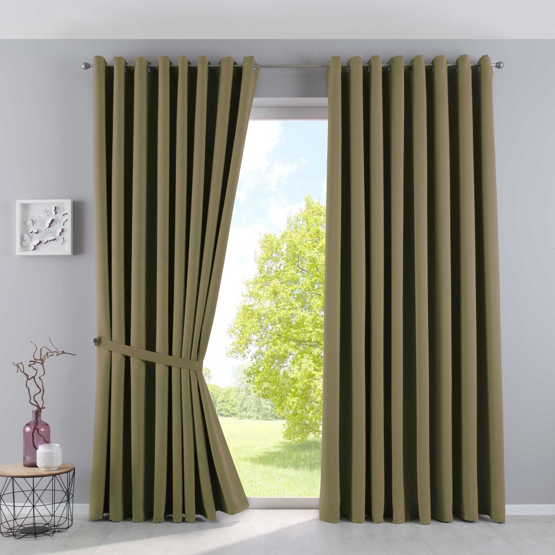 Vorhänge Blickdicht »NewYork« 2er-Pack Thermo-Gardinen Verdunkelungsvorhang Blackout Ösen schalldämmend UV-Schutz Raffhalter 201920600-2 Oliv HxB 225x295 cm Vorhang Set 201920600-2oliv-295 | Gardinenbox.de