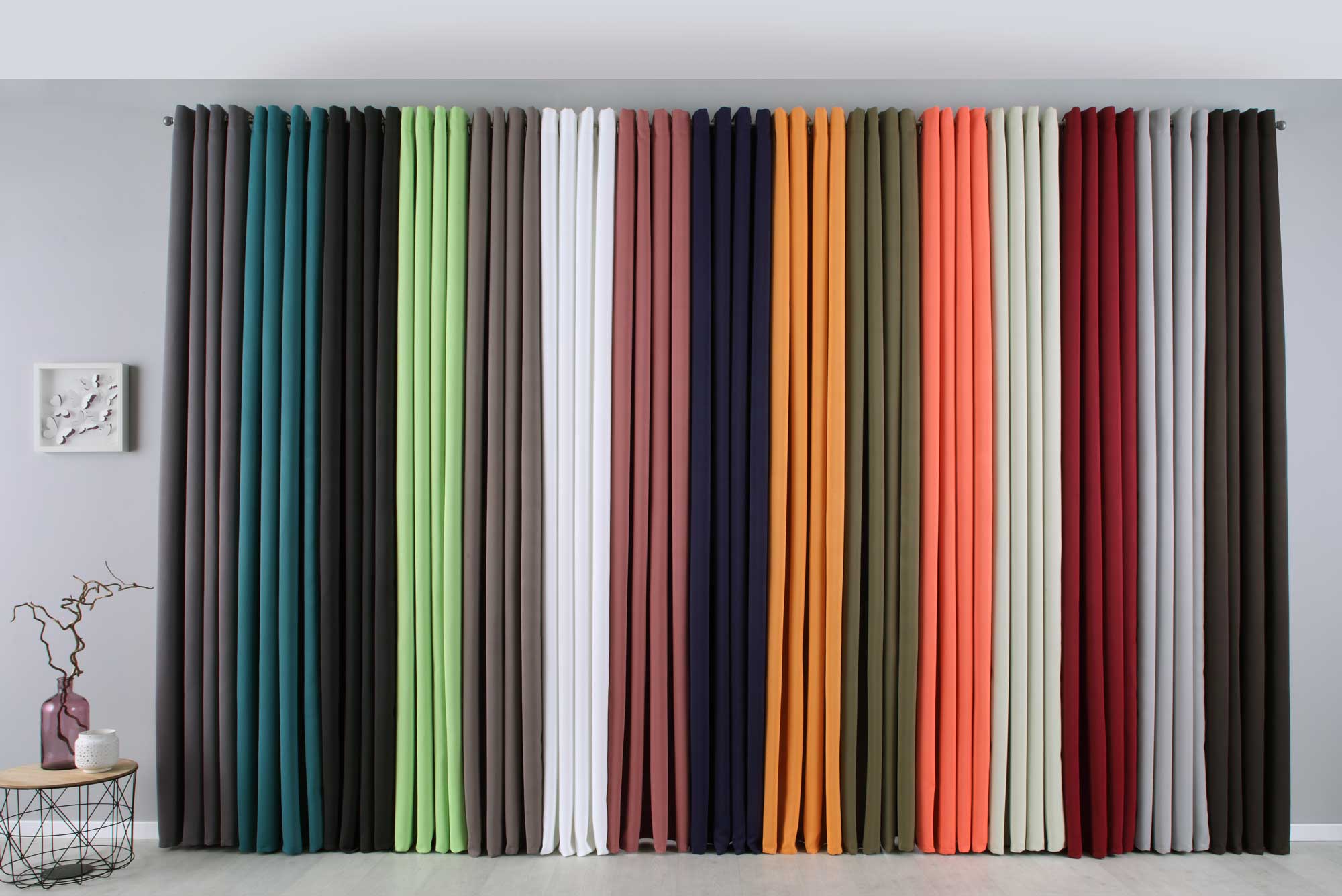 Vorhänge Blickdicht »NewYork« 2er-Pack Thermo-Gardinen Verdunkelungsvorhang Blackout Ösen schalldämmend UV-Schutz Raffhalter 201920600-2 Vorhang Set 201920600-2var | Gardinenbox.de