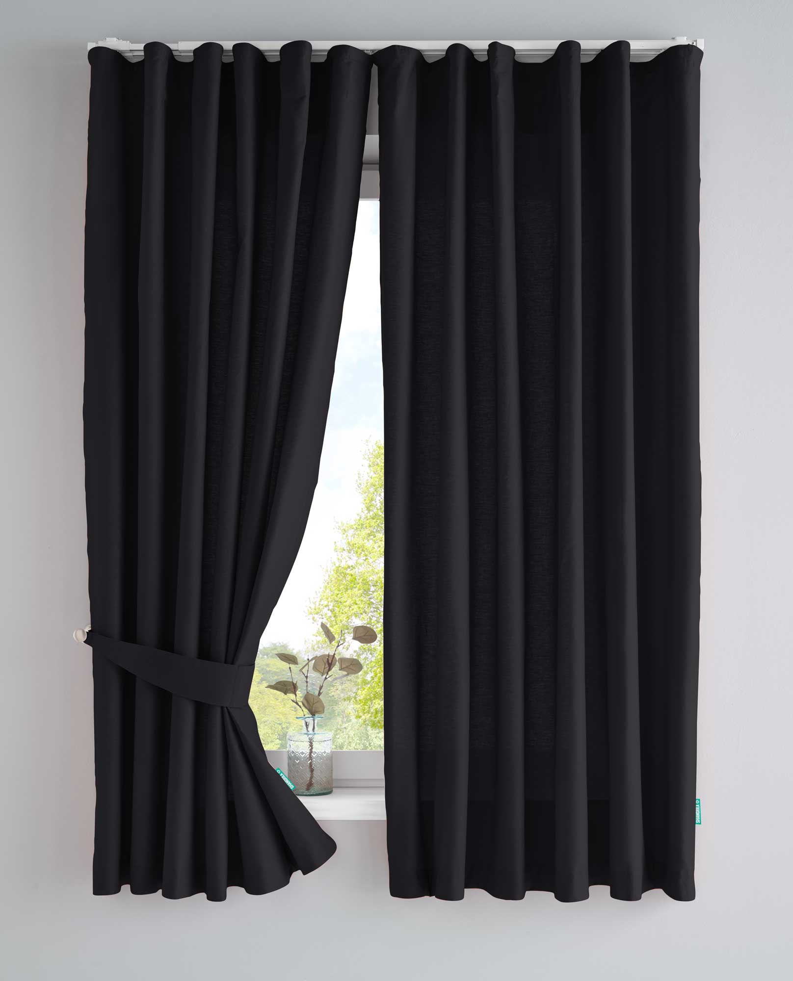 2er Set Bio Organic Vorhänge »Bremen« Reine Bio Baumwolle Blickdicht Gardinen Verdeckte Schlaufen Gardinenband Pflegeleicht 202088 Schwarz HxB 160x145 cm Vorhang Set 202088schwarz-160 | Gardinenbox.de