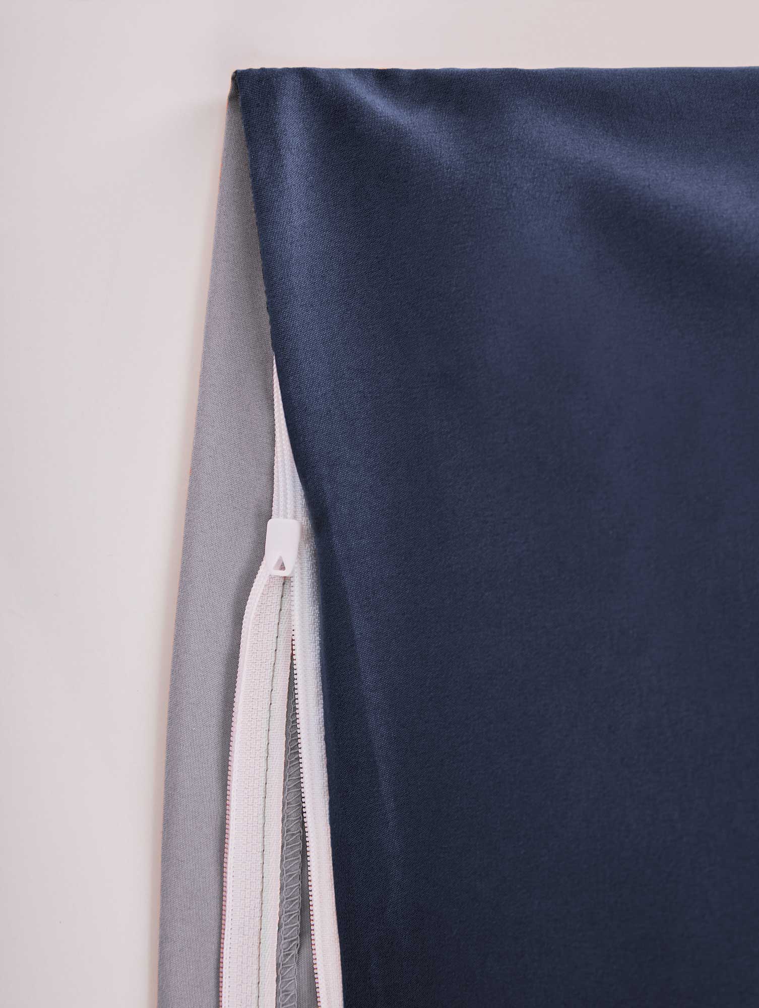 Bettwäsche Set Microsatin »Berlin« Kissenbezug Bettbezug Reißverschluss Hautfreundlich 202090 Bettwäsche 202090_05-Dunkelblau-Grau | Gardinenbox.de