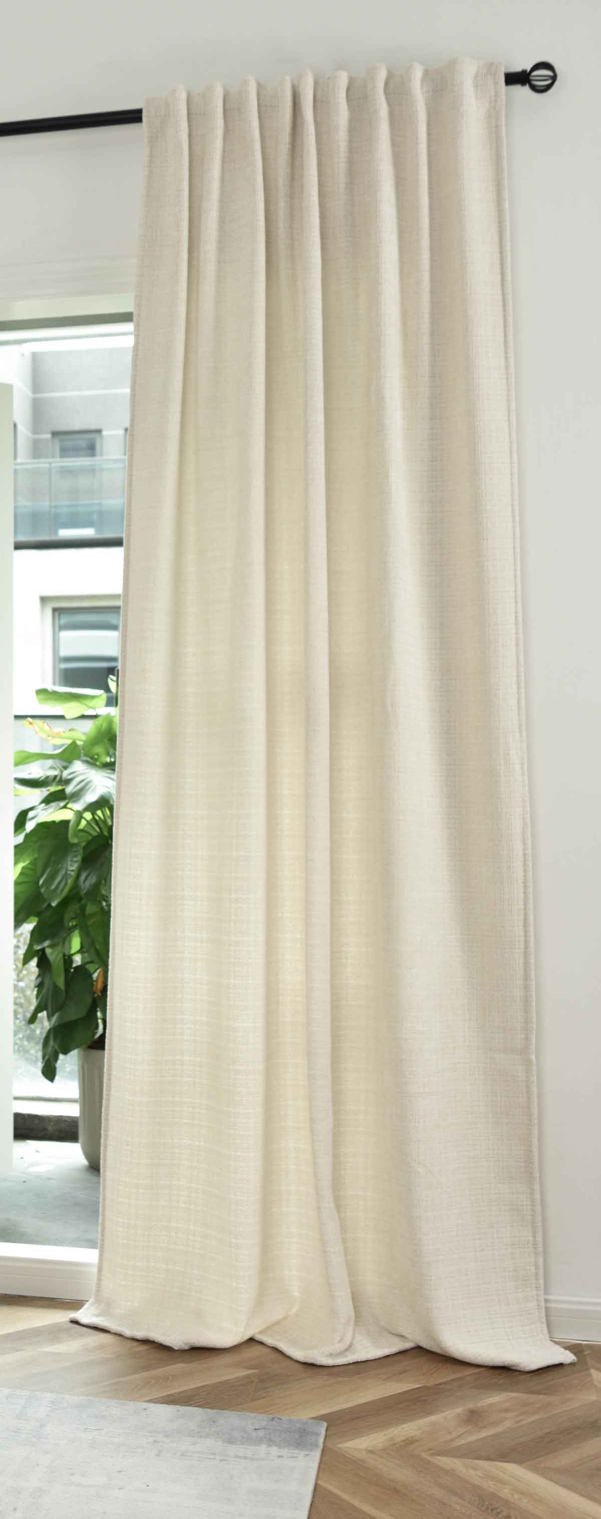 Vorhang Chenille Jacquard »RIGA« mit Multiband-Aufhängung Luxuriöser Stil für Ihr Zuhause 2023500 Beige Vorhang 2023500beige | Gardinenbox.de