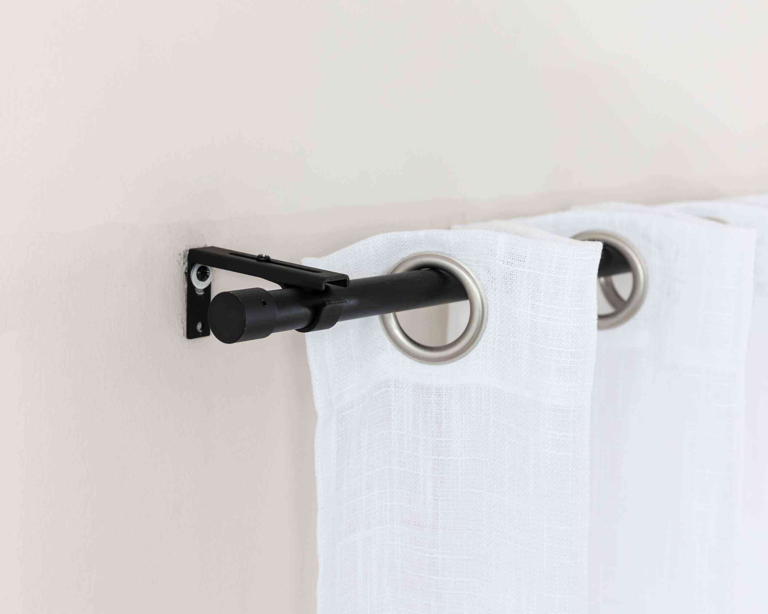 Ausziehbare Gardinenstange »Ningbo« Ø16/19 mm Komplettset zum sofortigen Montieren Wand- und Deckenmontage 2024140 Innenlaufstange 2024140_schwarz_6 | Gardinenbox.de