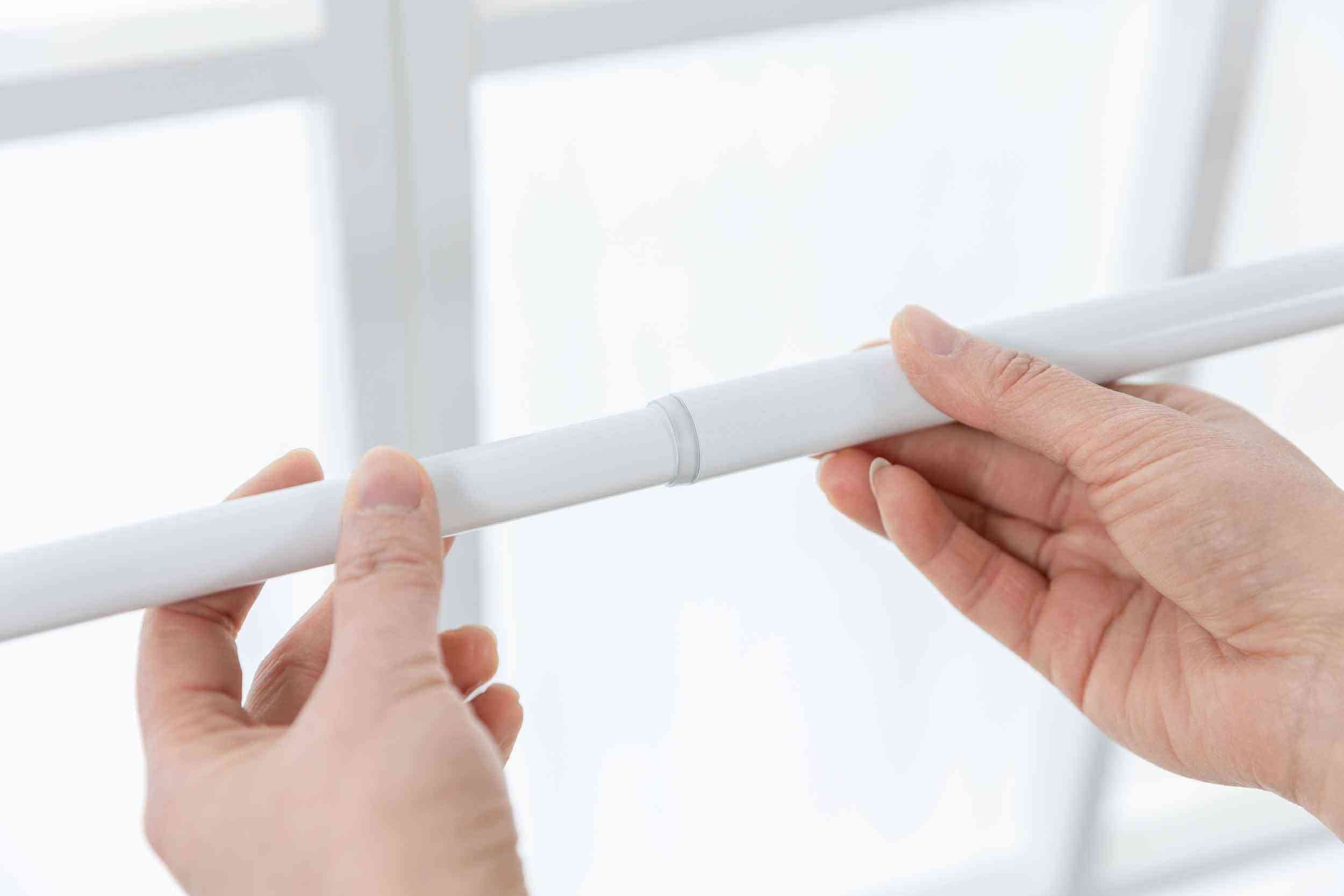 Ausziehbare Gardinenstange »Ningbo« Ø16/19 mm Komplettset zum sofortigen Montieren Wand- und Deckenmontage 2024140 Innenlaufstange 2024140_weiss_6 | Gardinenbox.de