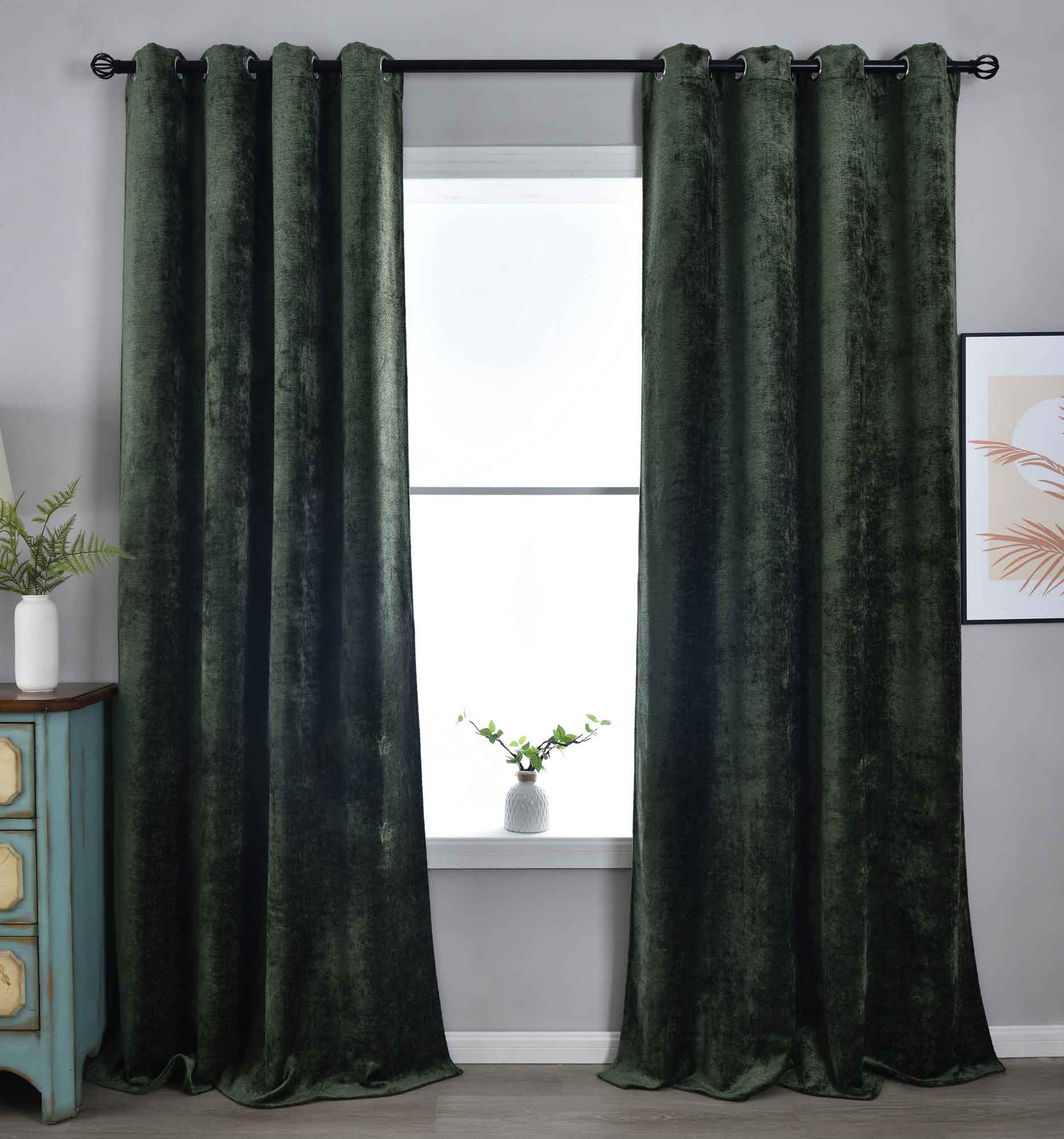 2er Set Verdunkelungsvorhänge »Nürnberg« Ösen Raffhalter Chenille samtig weich geschmeidig fallend 202420-2 Grün Vorhang 202420-2gruen | Gardinenbox.de