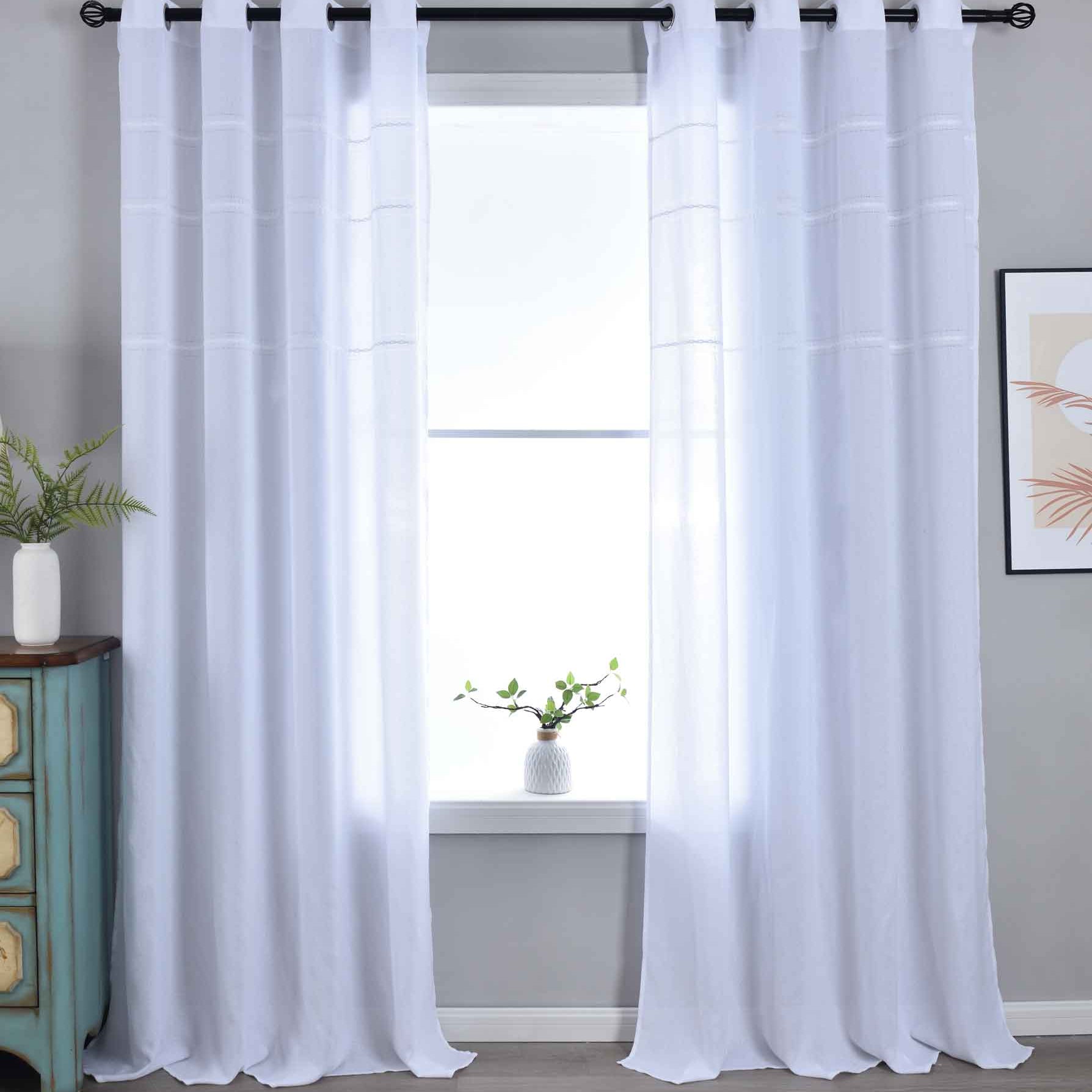 2er Set Halbtransparente Gardinen mit Ösen »Leipzig« Kettenmuster lichtdurchlässig elegante Struktur 202450-2 Weiß Gardinenschal 202450-2weiss | Gardinenbox.de