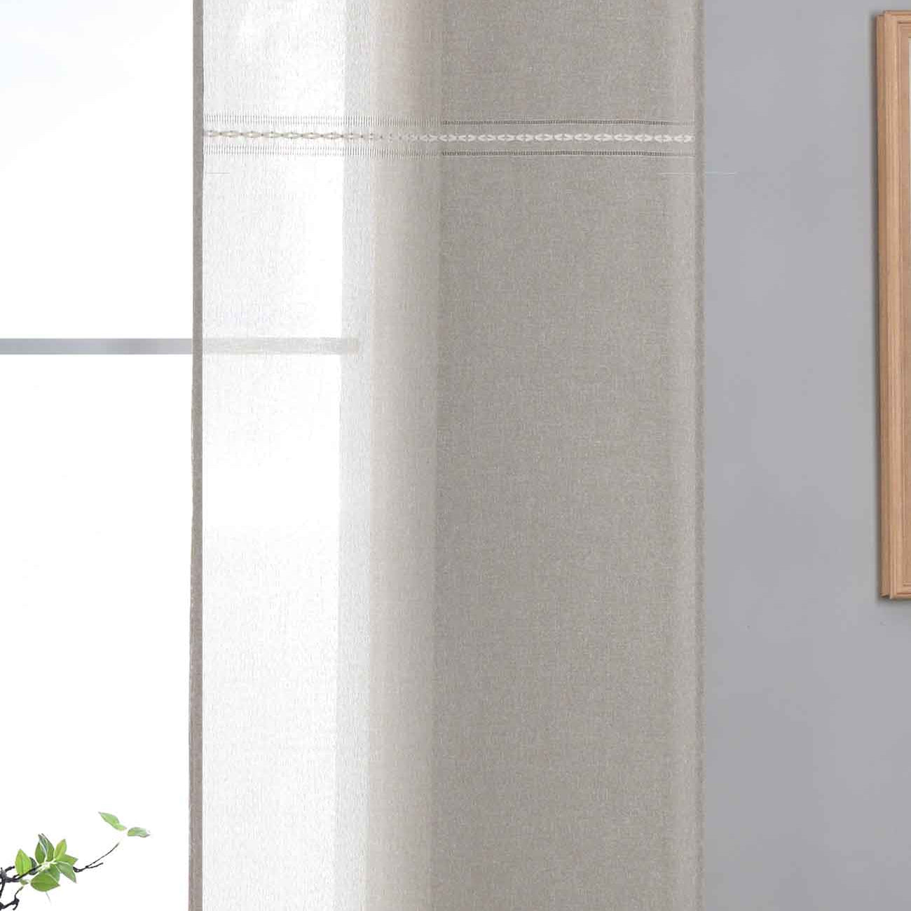 Halbtransparente Schiebegardine mit Paneelwagen »Leipzig« Kettenmuster lichtdurchlässig elegante Struktur 202450P Taupe Schiebegardine 202450Ptaupe_03af8665-0809-4a5a-b545-2a285bc53cd5 | Gardinenbox.de