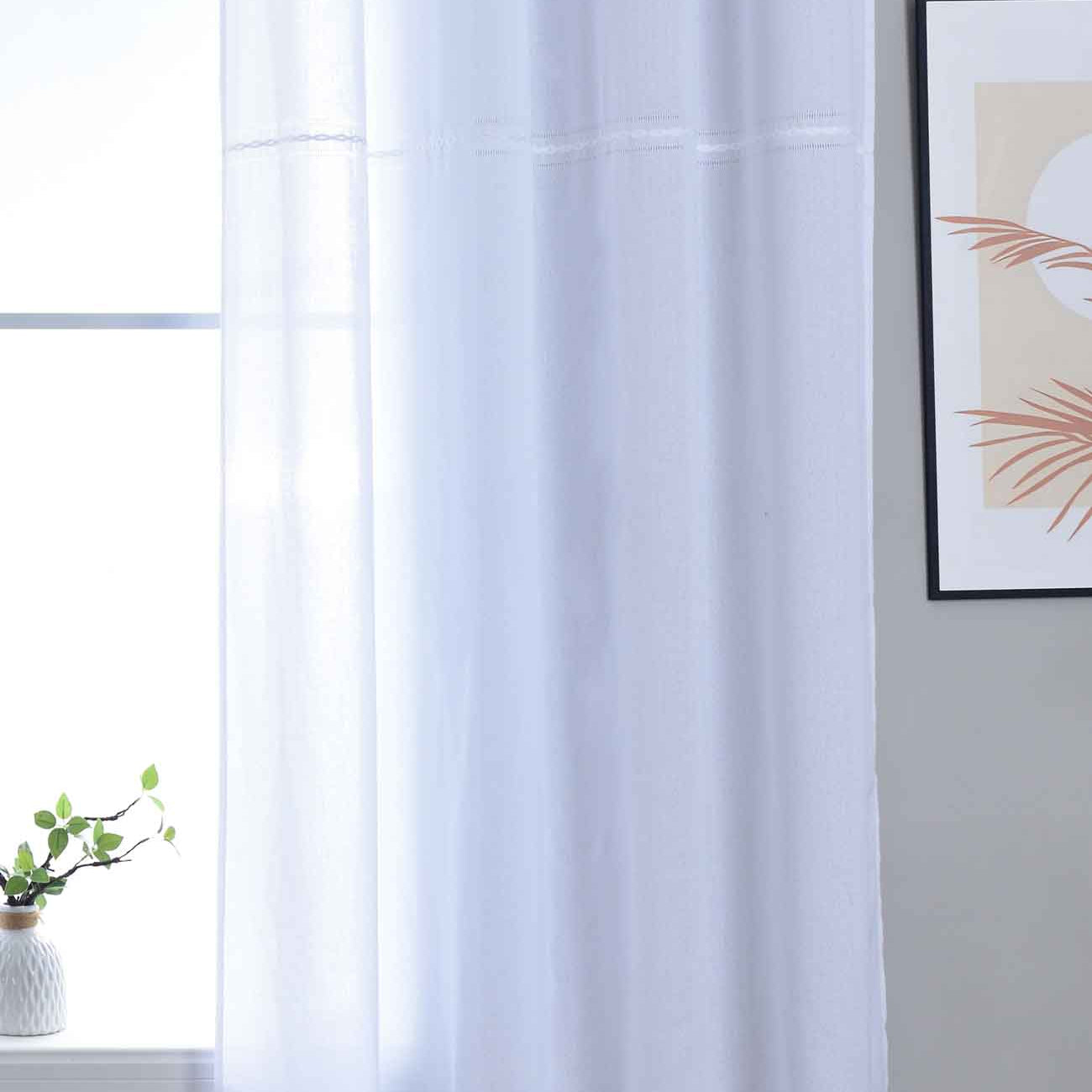 Halbtransparente Gardine mit Ösen »Leipzig« Kettenmuster lichtdurchlässig elegante Struktur 202450 Weiß Gardinenschal 202450weiss | Gardinenbox.de