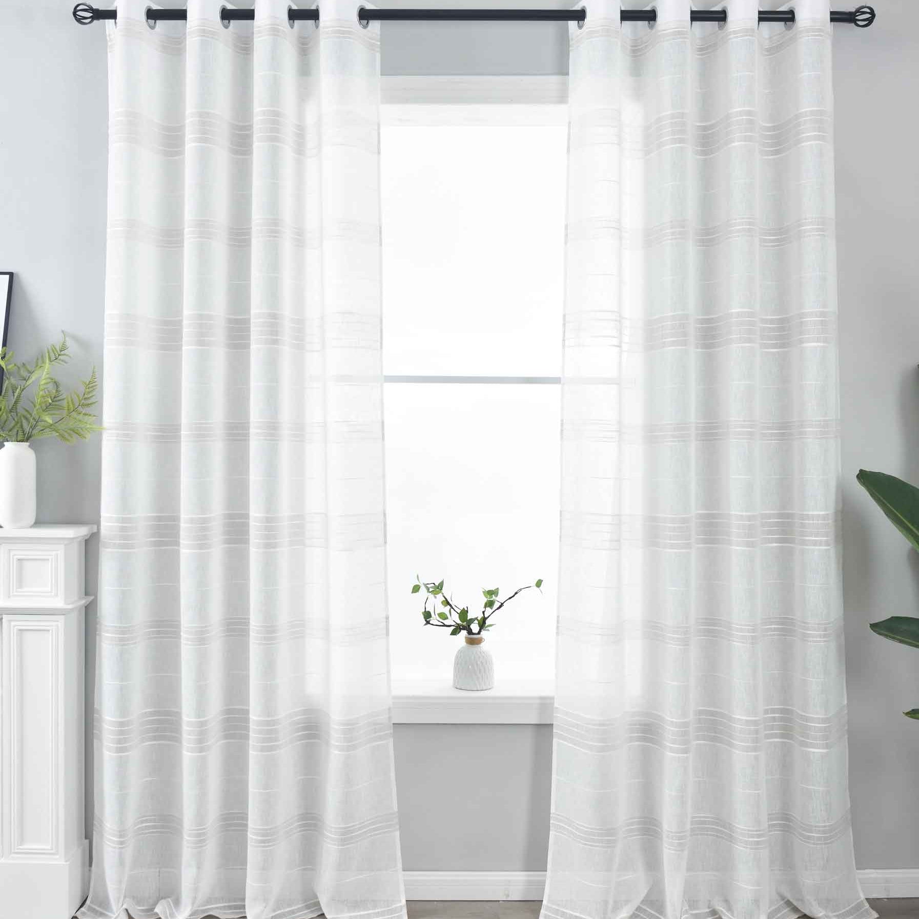 2er Set Halbtransparente Gardinen mit Ösen »Frankfurt« Leinenbindung Robust Formstabil Linienmuster 202460-2 Taupe Gardinenschal 202460-2taupe | Gardinenbox.de