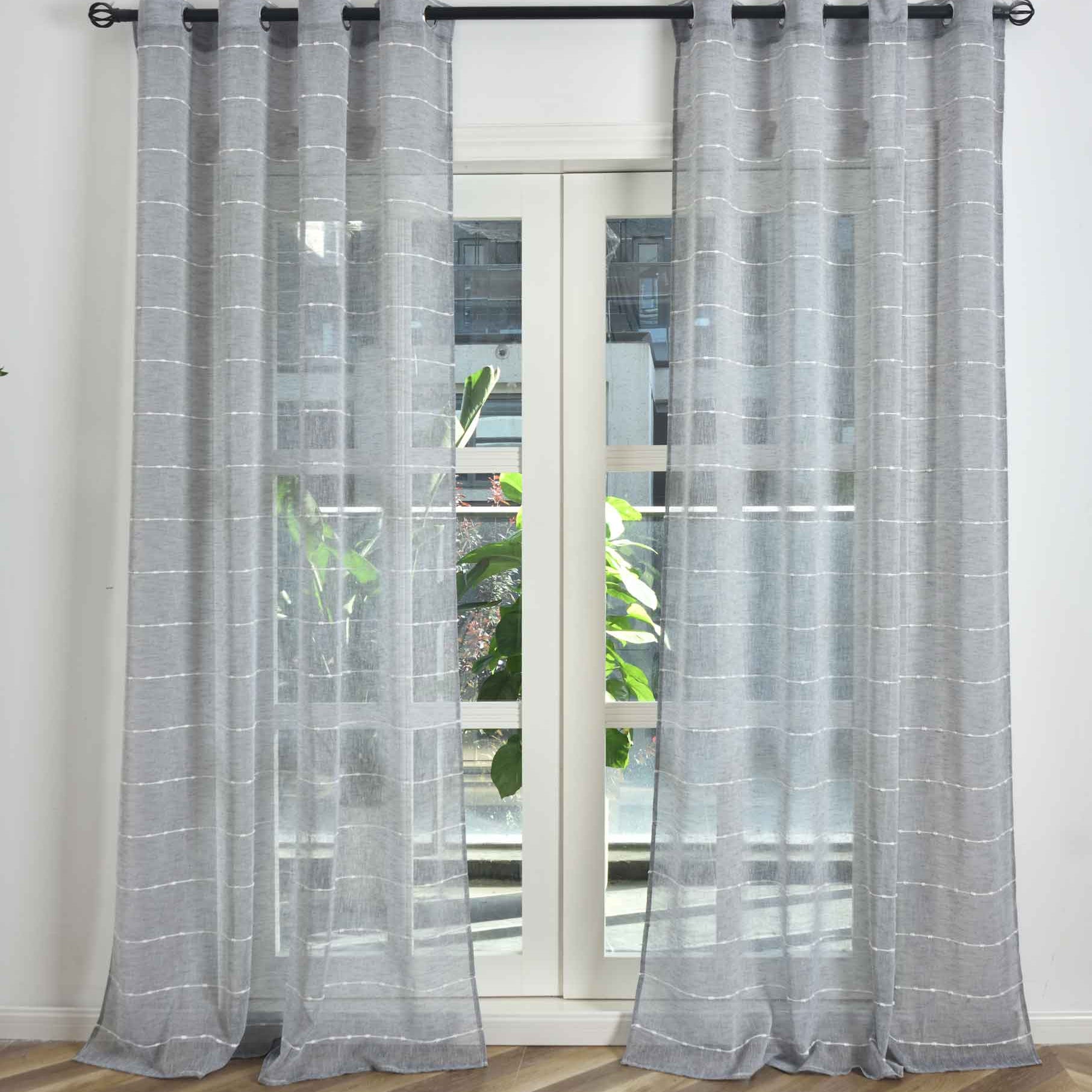 2er Set Halbtransparente Gardinen mit Ösen »Kassel« Chenille Leinenbindung Streifen Grobfaserig 202470-2 Grau Gardinenschal 202470-2grau | Gardinenbox.de