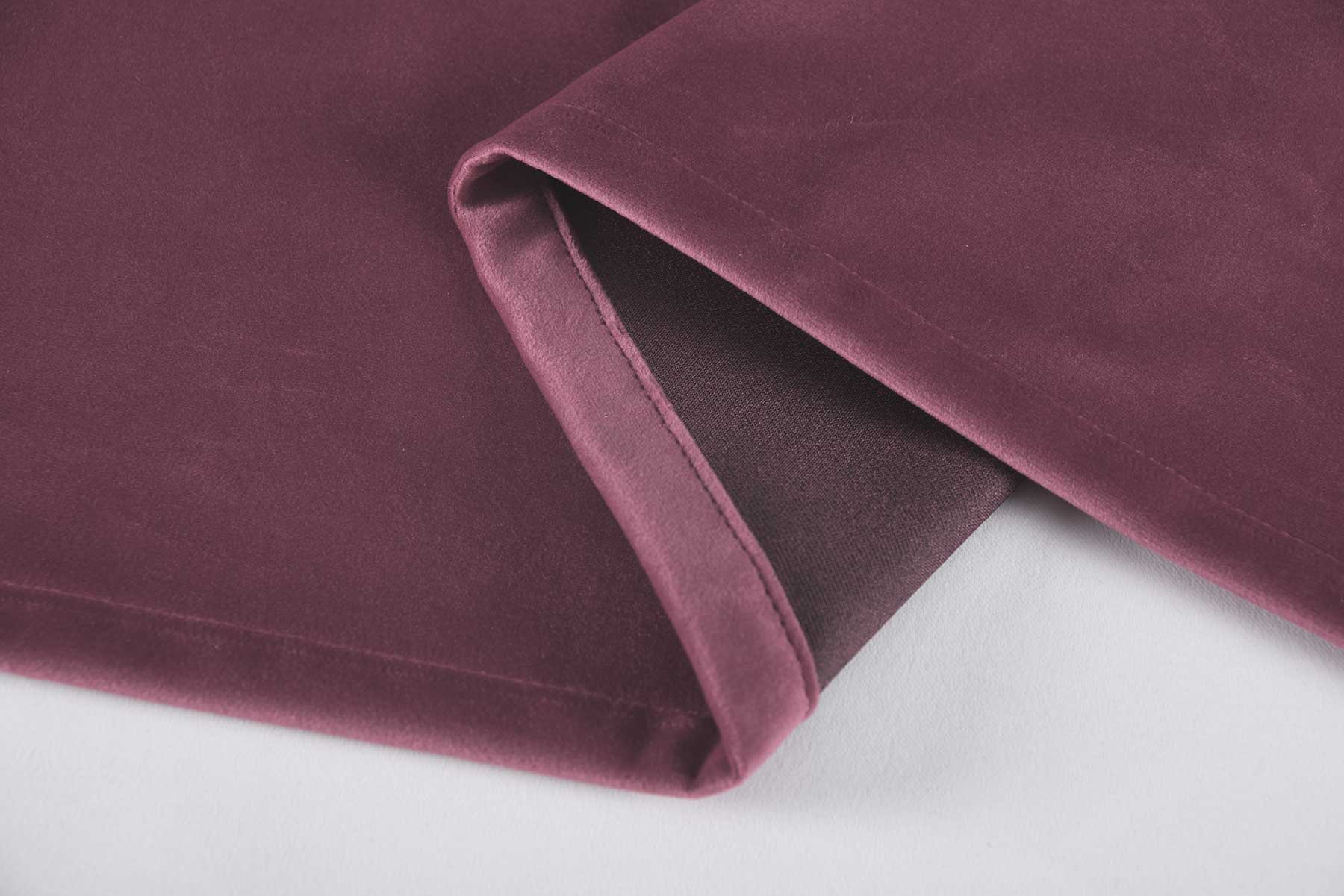 2er Set Flächenvorhänge Verdunkelung Schiebegardinen »Milano« Samt blickdicht Blackout Alu Paneelwägen Beschwerungsstangen 203571-2-alu Schiebegardine 203571_altrosa_1_2 | Gardinenbox.de