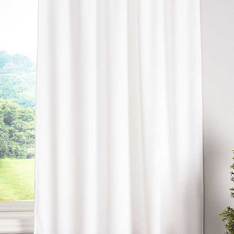 Verdunkelungsvorhang »Milano« Samt blickdicht Schlaufenband Tunneldurchzug Blackout Bügelband kürzbar 20357 Weiß 1 Stück HxB 235x135 cm Vorhang Set 20357weiss-1x | Gardinenbox.de