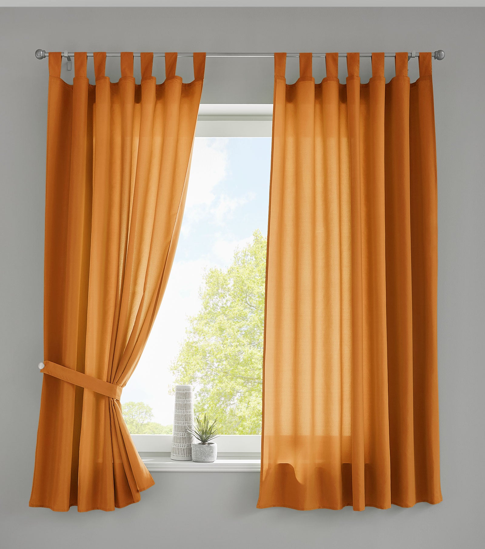 2er Set Vorhänge Schal Schlaufen »Berlin« Microsatin Lichtdurchlässig Kräuselband Uni Matt 20400N2 Orange HxB 175x140 cm Vorhang 20400N2orange-175_2 | Gardinenbox.de