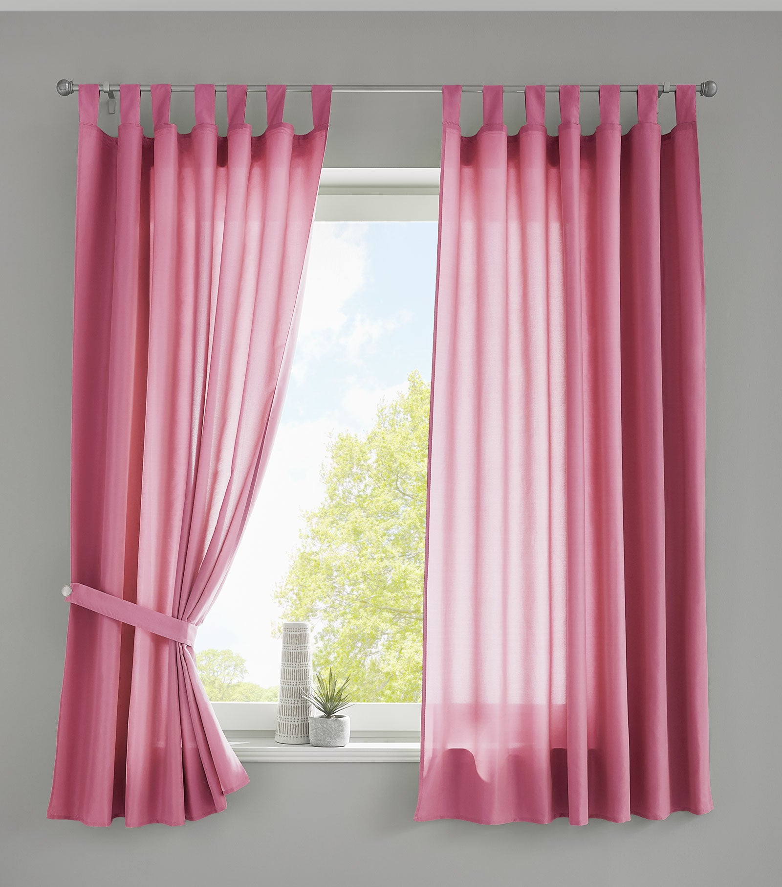 2er Set Vorhänge Schal Schlaufen »Berlin« Microsatin Lichtdurchlässig Kräuselband Uni Matt 20400N2 Pink HxB 175x140 cm Vorhang 20400N2pink-175_2 | Gardinenbox.de