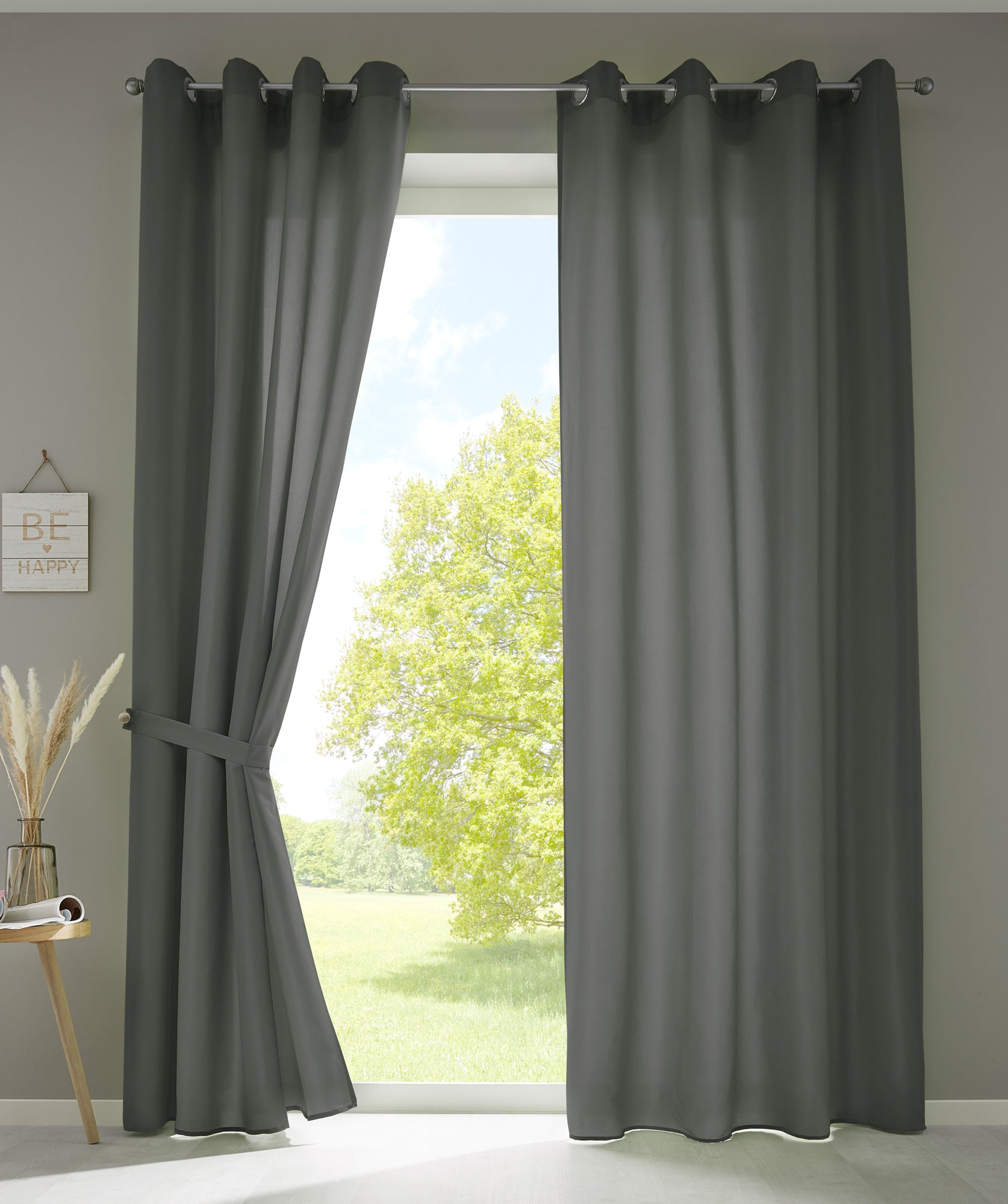 2er Set Vorhänge Schal Ösen »Berlin« Microsatin Lichtdurchlässig Uni Matt 20405N2 Dunkelgrau HxB 245x140 cm Vorhang 20405N2dunkelgrau_f1349adb-2f9f-4b59-be27-a8f6af1ddf03 | Gardinenbox.de