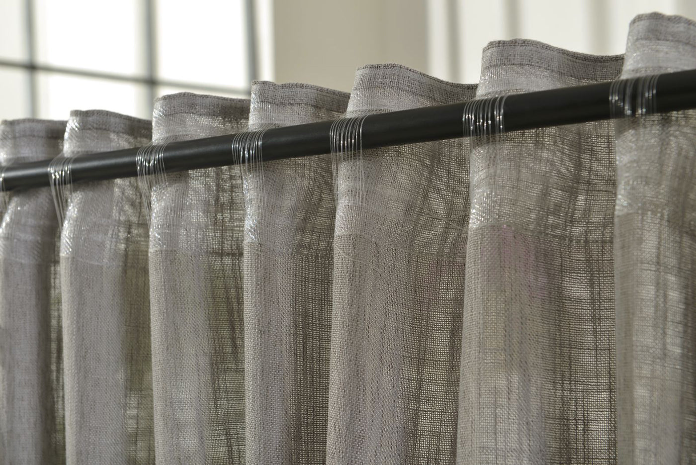 Vorhang Schal verdeckte Schlaufen >>Linene<< blickdicht Leinen Optik Natur Grobfaser (HxB) Lanhaus Stil schwere Qualität 20445 Vorhang 20445_grau_8 | Gardinenbox.de