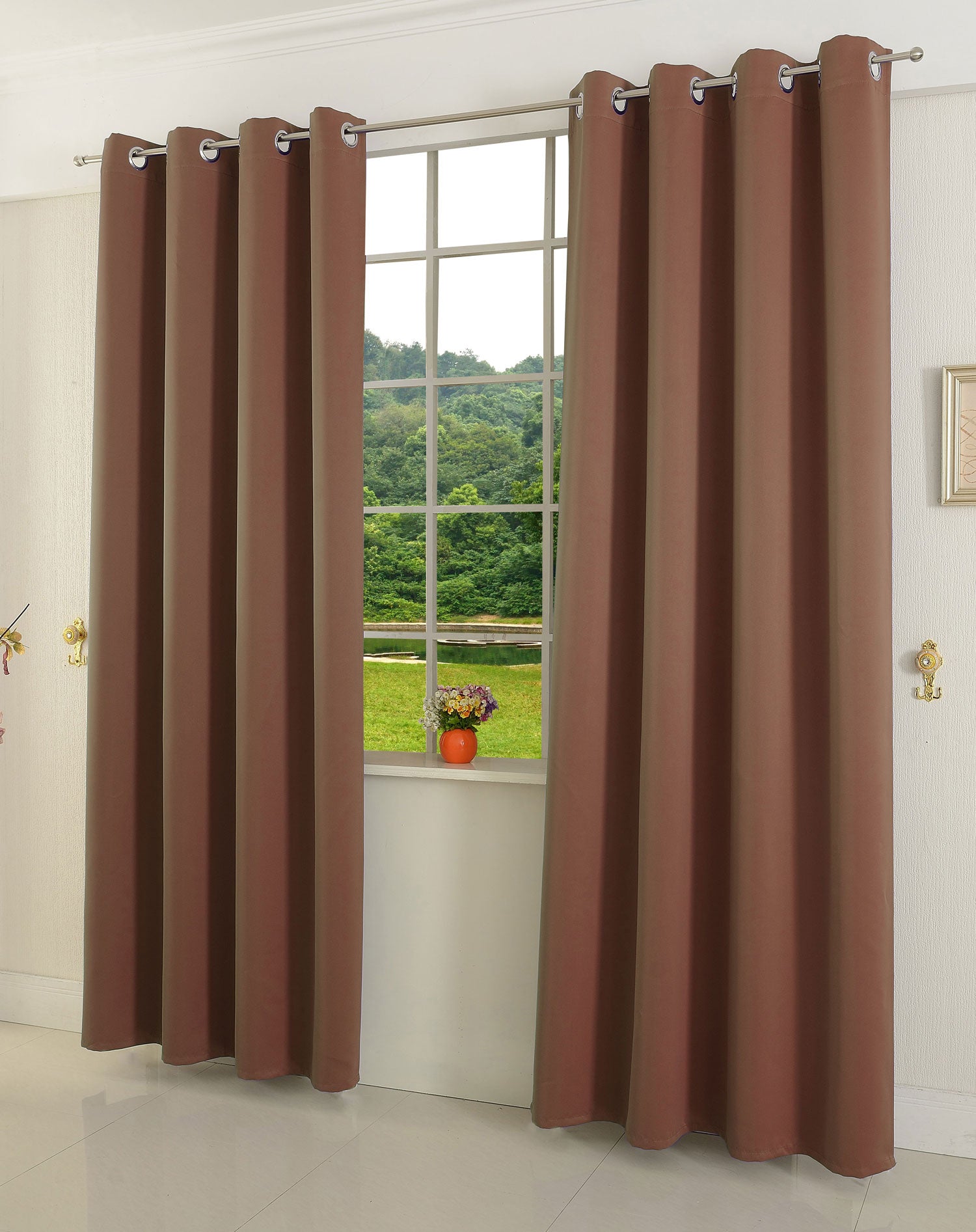 Verdunkelungsvorhang Ösen matt uni Farben blickdicht Blackout 20600 Kaffee 245x135 (HxB) Vorhang 20600kaffee | Gardinenbox.de