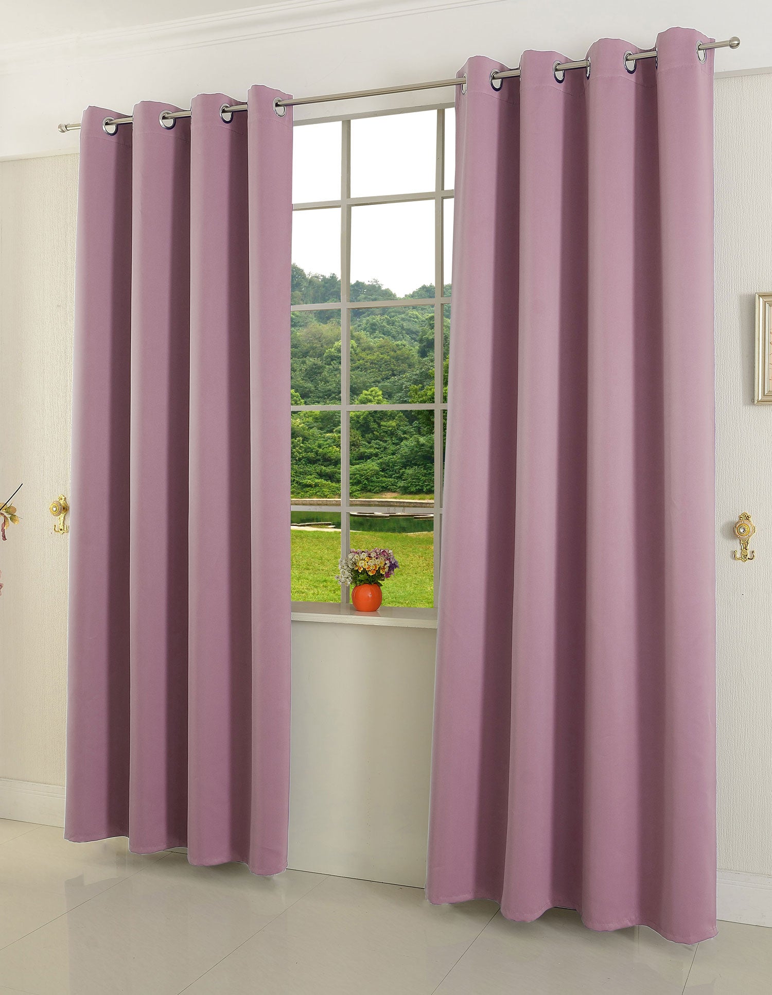 Verdunkelungsvorhang Ösen matt uni Farben blickdicht Blackout 20600 Lavendel 245x135 (HxB) Vorhang 20600lavendel | Gardinenbox.de