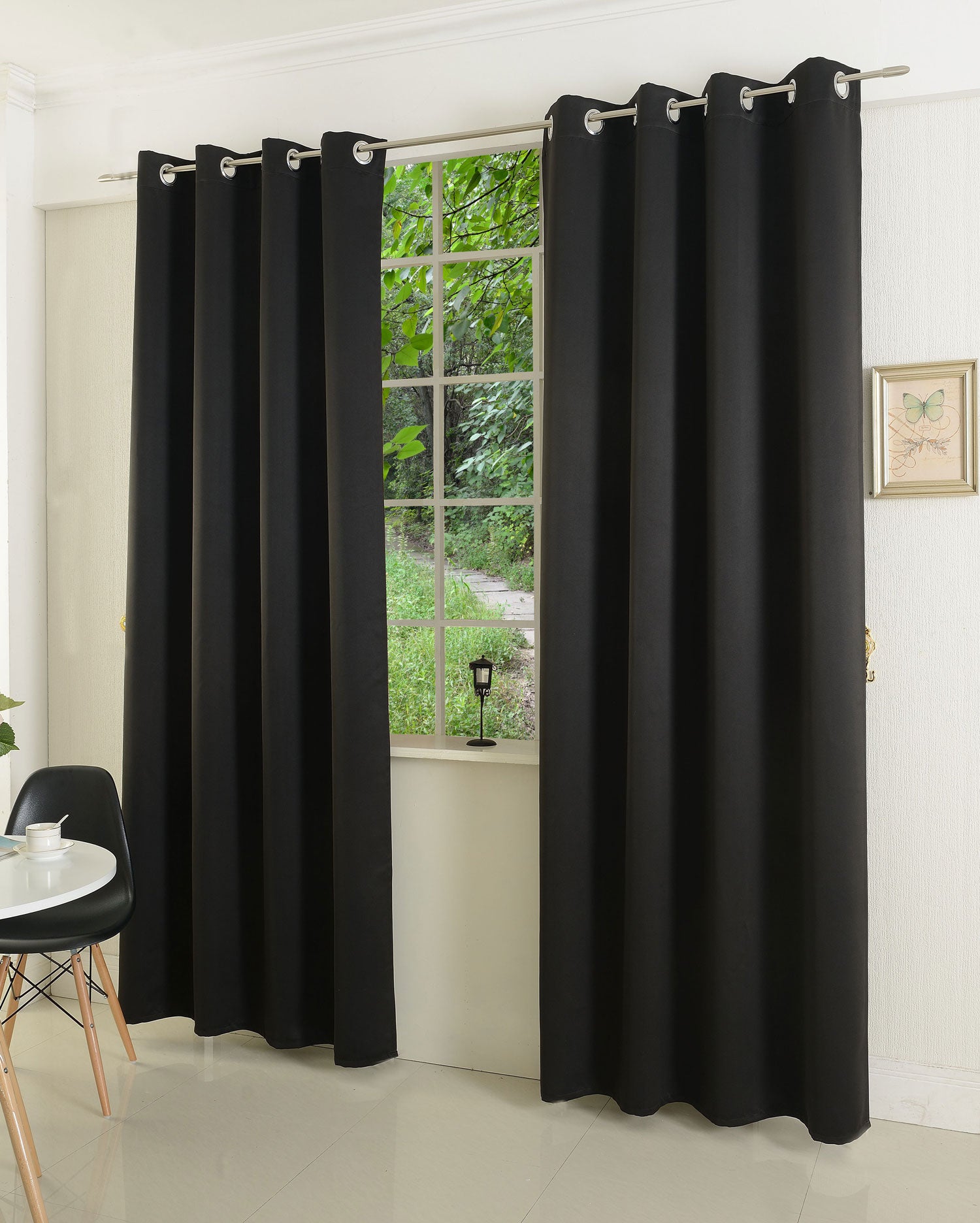 Verdunkelungsvorhang Ösen matt uni Farben blickdicht Blackout 20600 Schwarz 175x135 (HxB) Vorhang 20600schwarz | Gardinenbox.de