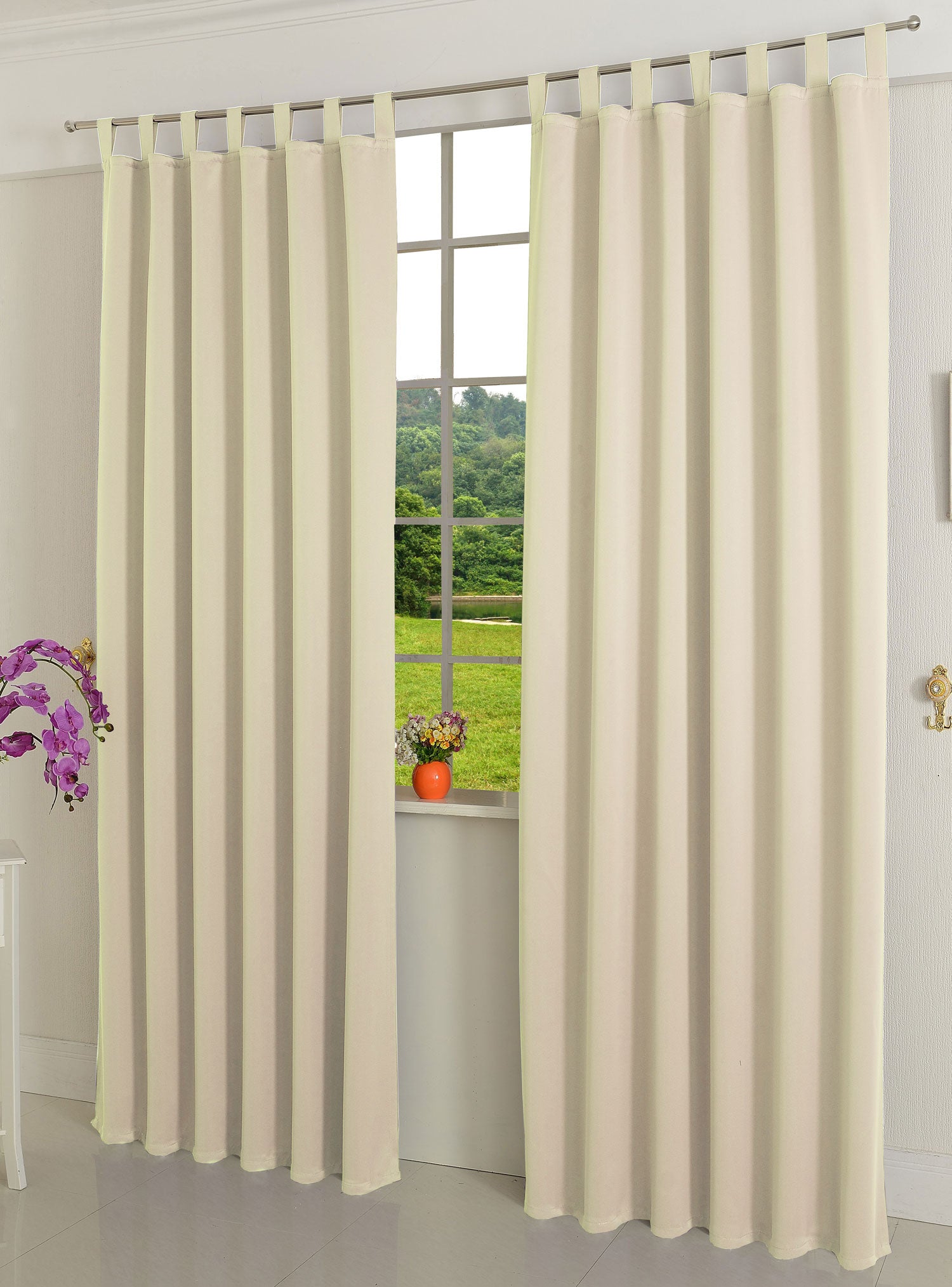 Verdunkelungsvorhag mit Schlaufen matt uni Farben aus weichfallenden blickdichten Stoff blickdicht Blackout 20610 Angora 245x135 (HxB) Vorhang 20610angora | Gardinenbox.de