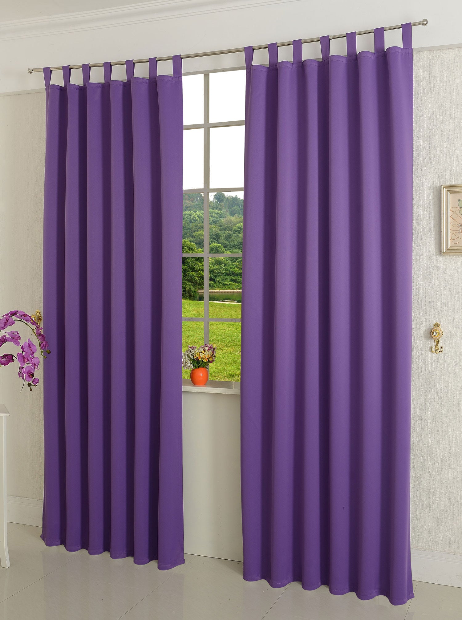 Verdunkelungsvorhag mit Schlaufen matt uni Farben aus weichfallenden blickdichten Stoff blickdicht Blackout 20610 Lila 245x135 (HxB) Vorhang 20610lila | Gardinenbox.de