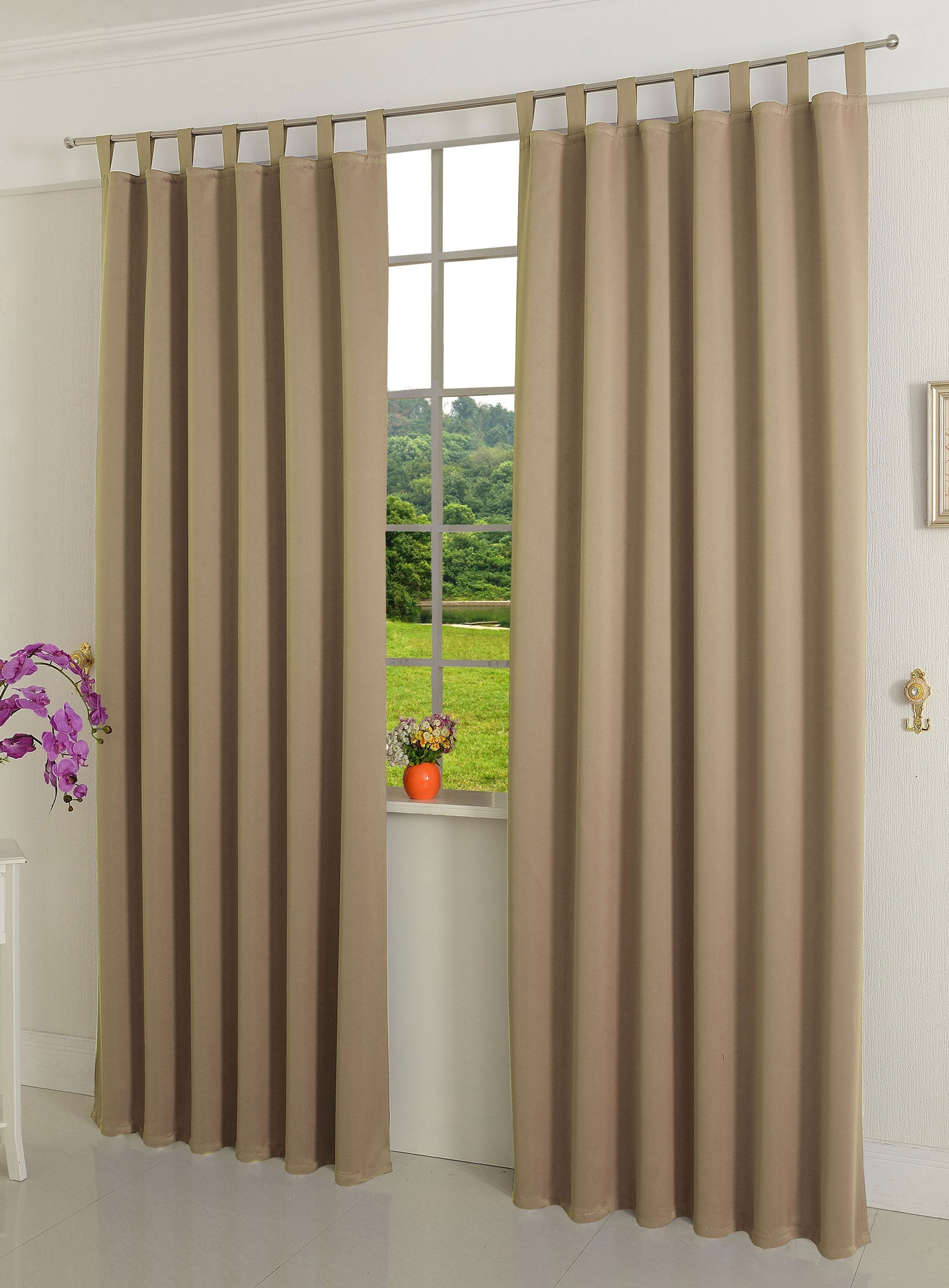 Verdunkelungsvorhag mit Schlaufen matt uni Farben aus weichfallenden blickdichten Stoff blickdicht Blackout 20610 Sand 245x135 (HxB) Vorhang 20610sand | Gardinenbox.de