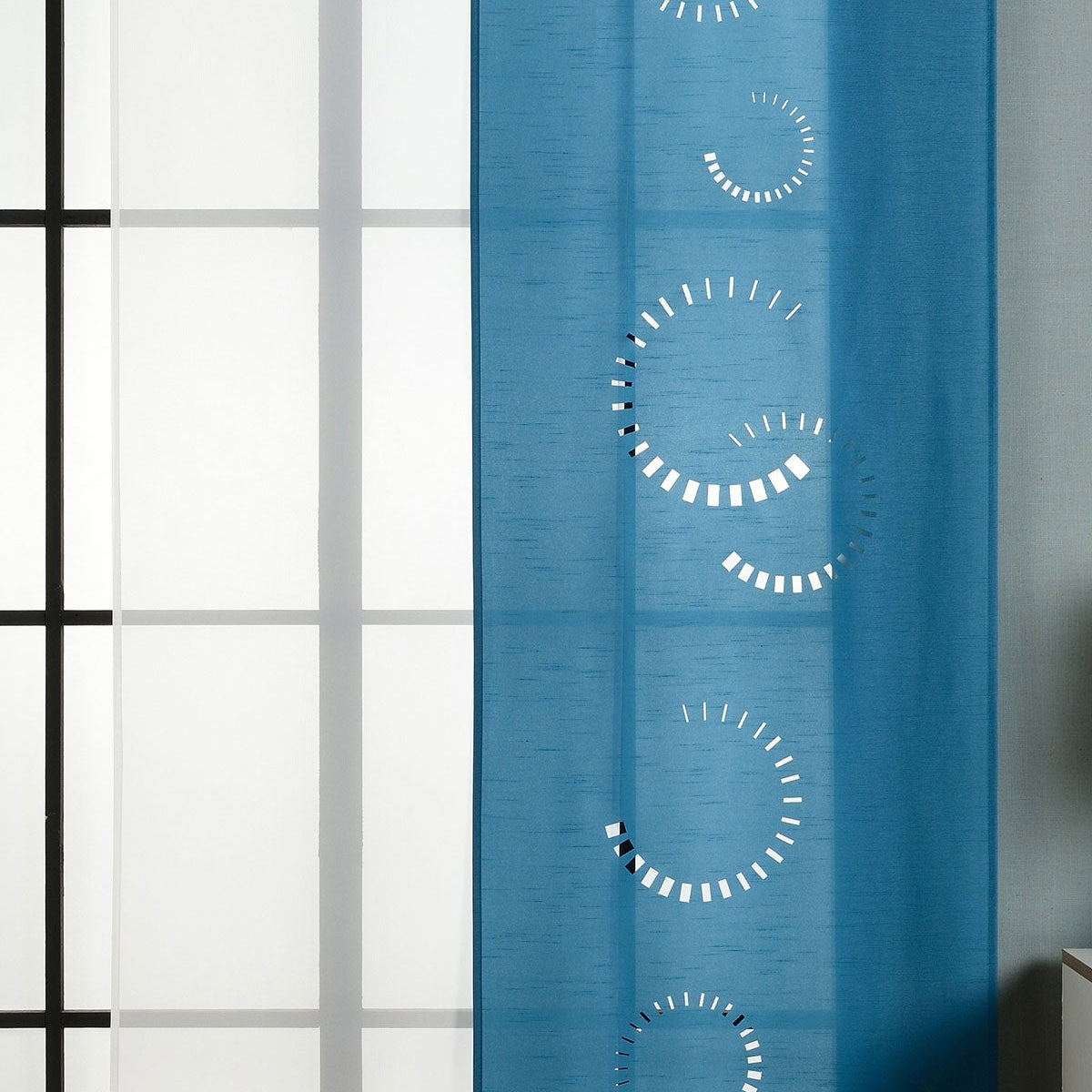 2er-Pack Schiebegardine Flächenvorhang Avila Lasercut Wildseide Optik Voile cm (HxB) inkl. Paneelwagen und Beschwerungsstangen 165610 Petrol Schiebegardine 2er-Pack_Schiebegardine_Flachenvorhang_Avila_Lasercut_Wildseide_Optik_Voile_cm_HxB_inkl._Paneelwagen_und_Beschwerungsstangen_165610_-_Gardinenbox.de_-_-3674910 | Gardinenbox.de