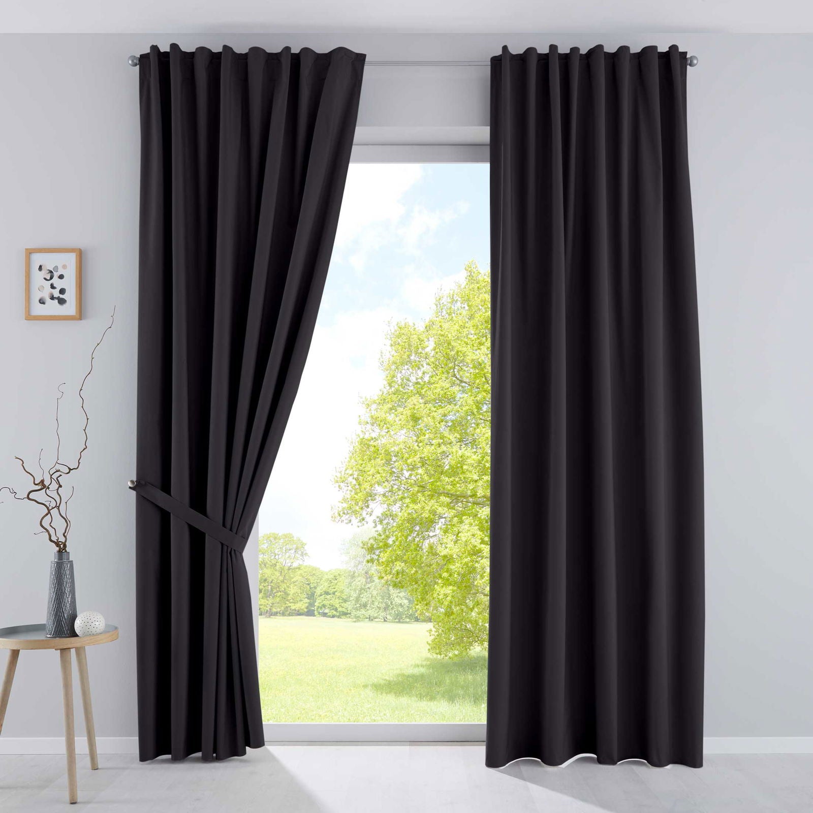 2er Pack Vorhänge Verdunkelung »DARK« 100% Blickdicht verdeckte Schlaufen Kräuselband Raffhalter Softshell Material Lichtundurchlässig 10000350-2 Schwarz Vorhang Set 2er_Pack_Vorhange_Verdunklung_DARK_100_Blickdicht_verdeckte_Schlaufen_Krauselband_Raffhalter_Softshell_Material_Lichtundurchlassig_10000350-2_-_Gardinenbox.de_-_-3669091 | Gardinenbox.de