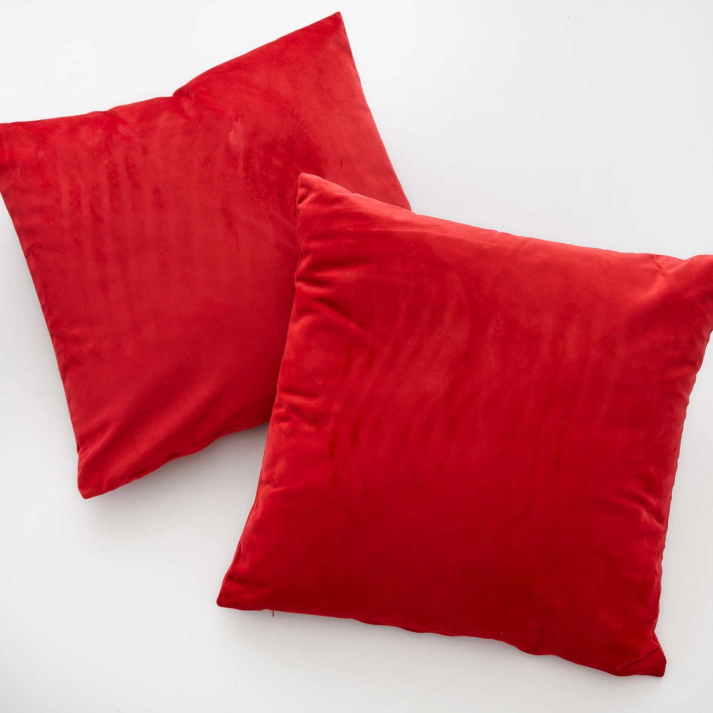2er Set Sofakissen mit Füllung »Milano« Dekokissen mit Komfort-Samt-Bezug und Reißverschluß mit Füllkissen Extra Weich Couchkissen 203572-2 Rot Kissen mit Füllung 2er_Set_Sofakissen_mit_Fullung_Milano_Dekokissen_mit_Komfort-Samt-Bezug_und_Reissverschluss_mit_Fullkissen_Extra_Weich_Couchkissen_203572-2_-_Gardinenbox.de_-_-3673283 | Gardinenbox.de