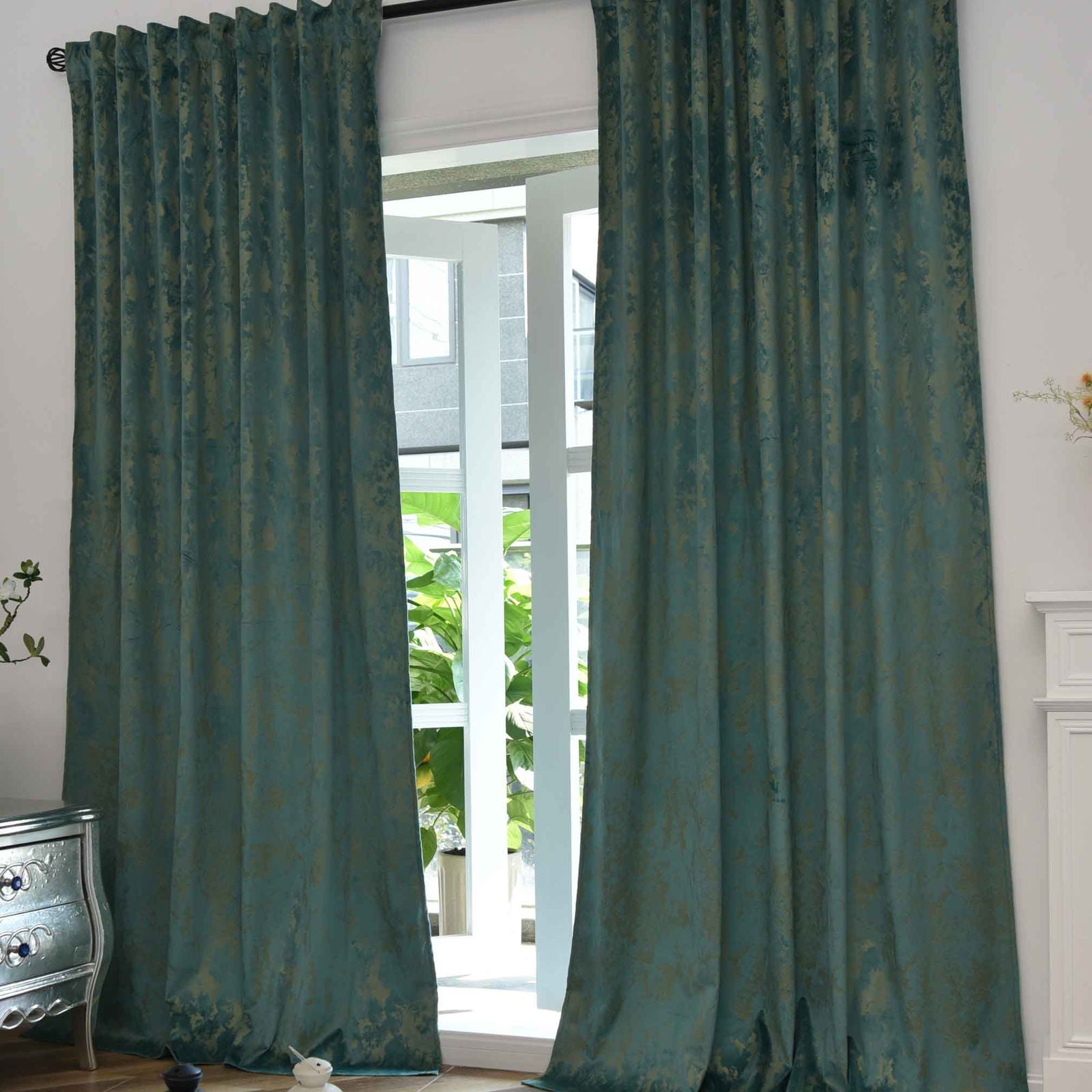 2er Set Vorhänge Samt Damast »MILANO STAR« Vorhang mit Foliendruck und Multiband Aufhängung: Königlicher Luxus für Ihr Zuhause 2023300-2 Grün Gold Vorhang Set 2er_Set_Vorhange_Samt_Damast_MILANO_STAR_Vorhang_mit_Foliendruck_und_Multiband_Aufhangung_Koniglicher_Luxus_fur_Ihr_Zuhause_2023300-2_-_Gardinenbox.de_-_-3674180 | Gardinenbox.de