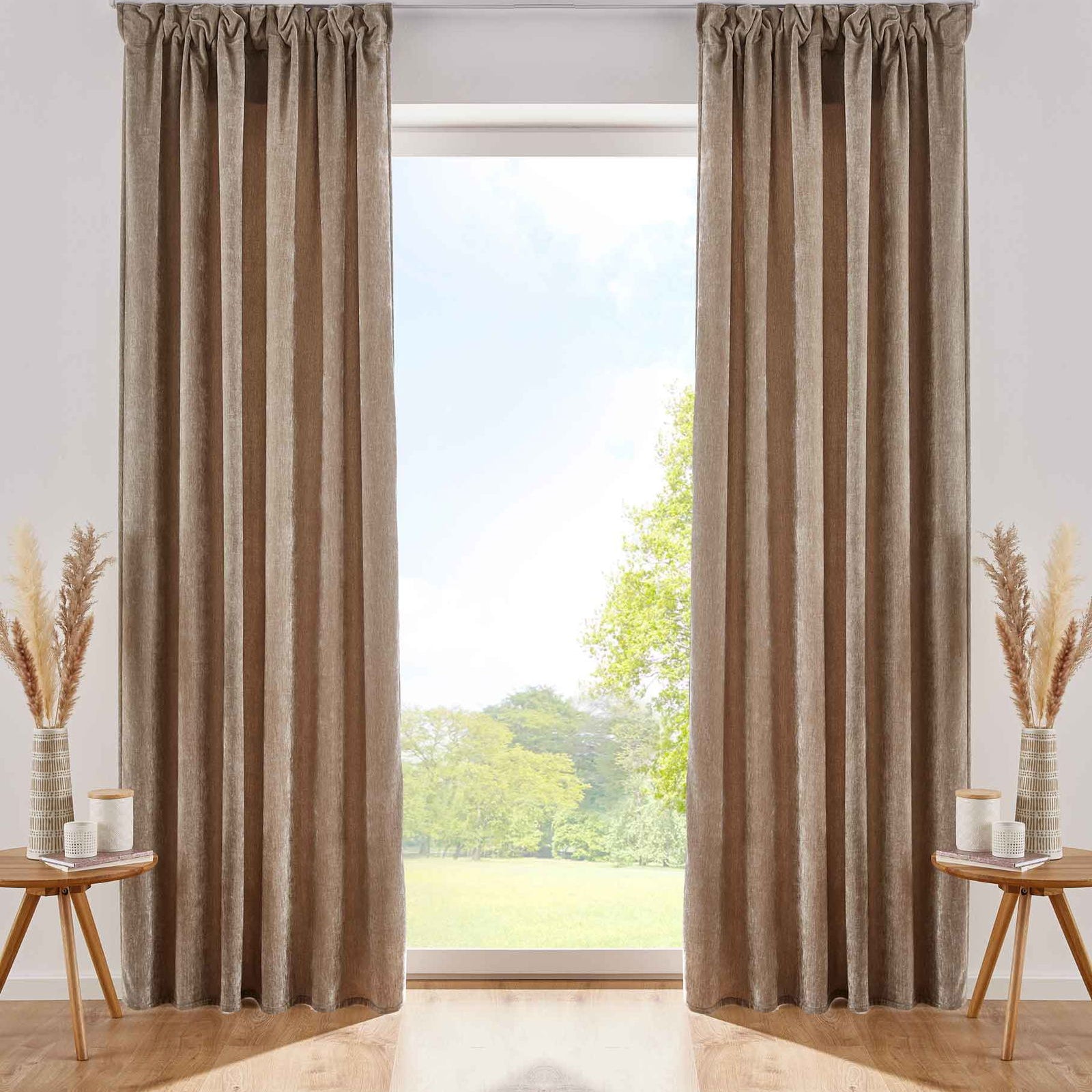 2er Set Vorhänge Thermo Chenille Schlaufenband Samtig Weich Verdunkelung 2022500-2 Taupe Vorhang Set 2er_Set_Vorhange_Thermo_Chenille_Schlaufenband_Samtig_Weich_Verdunkelung_2022500-2_-_Gardinenbox.de_-_-3674427 | Gardinenbox.de