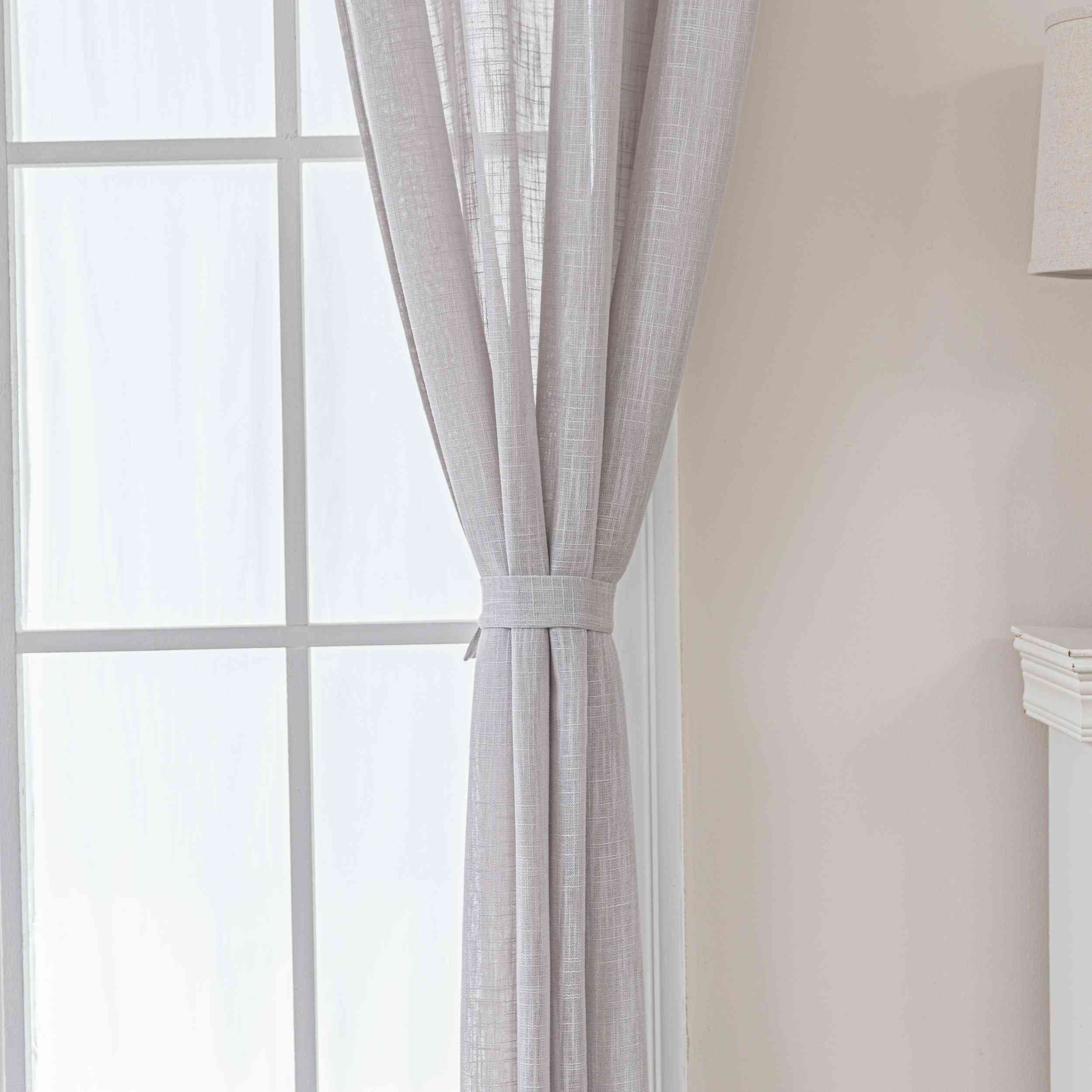 Gardine Ösen Grobfaser »Seoul« Ösen Linenlook-Struktur Uni Halbransparent Blickdicht 2024110 Gardinenschal 3F3A0385 | Gardinenbox.de