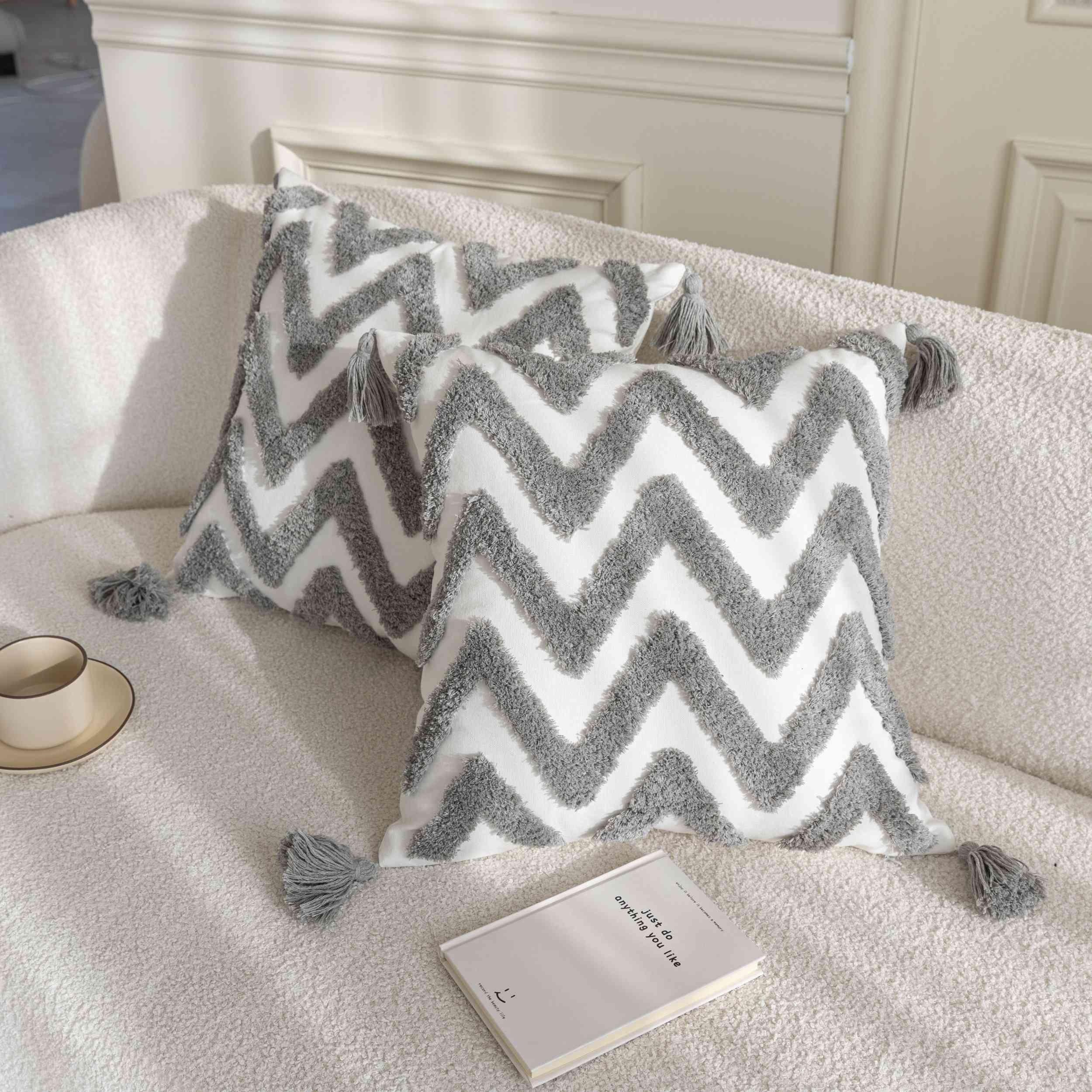 Kissenhülle »Bonn« Frottee-Stickerei 100% Baumwolle Zickzack-Design hochwertiger Leinenstoff 202495K Kissenhülle 3F3A3709 | Gardinenbox.de