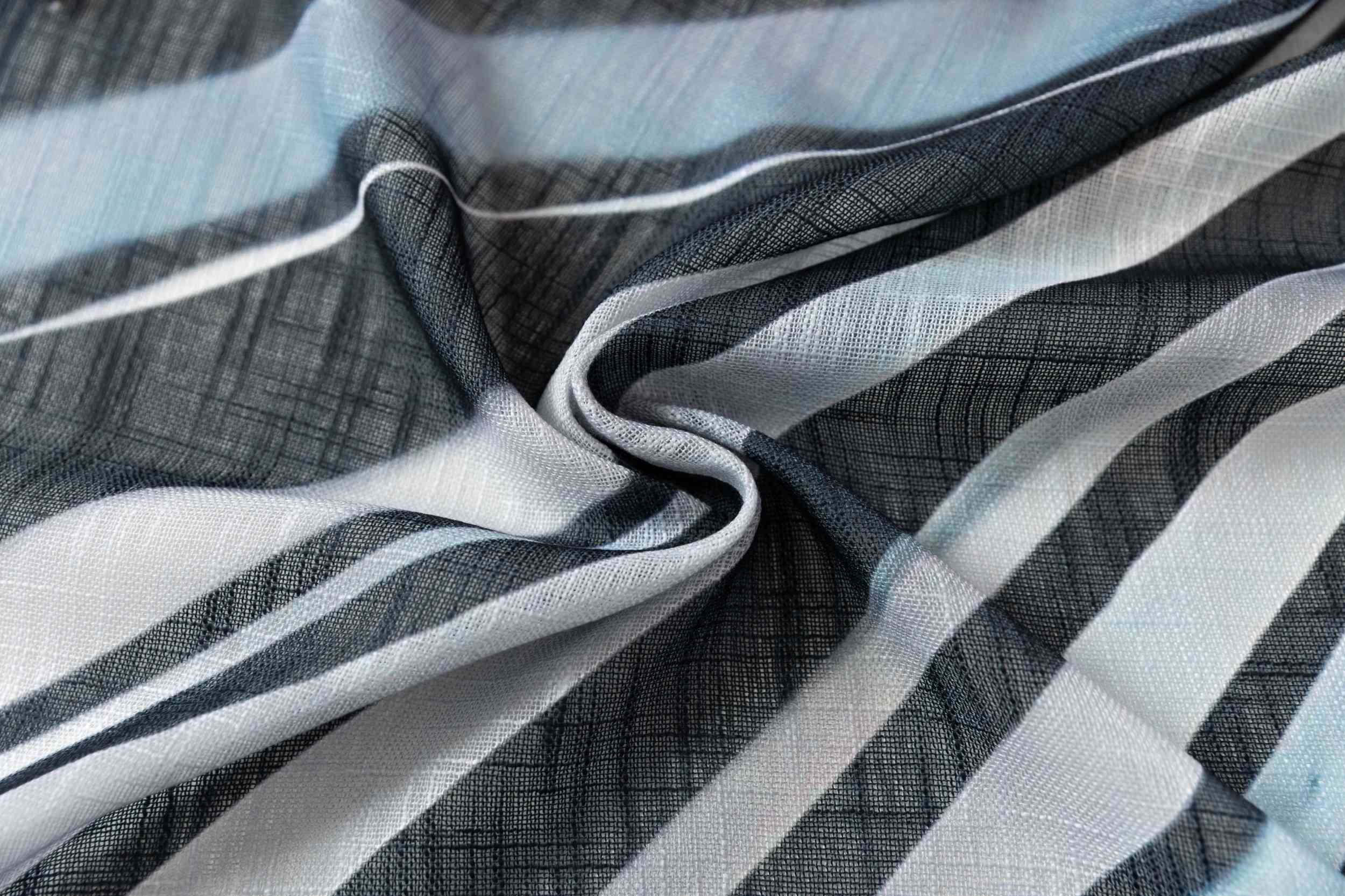 Vorhang Ösen Grobfaser »Seoul Collection« Digital Druck Ösen Gardinen Linenlook-Struktur Halbransparent Blickdicht 2024120 Vorhang 3F3A5944 | Gardinenbox.de