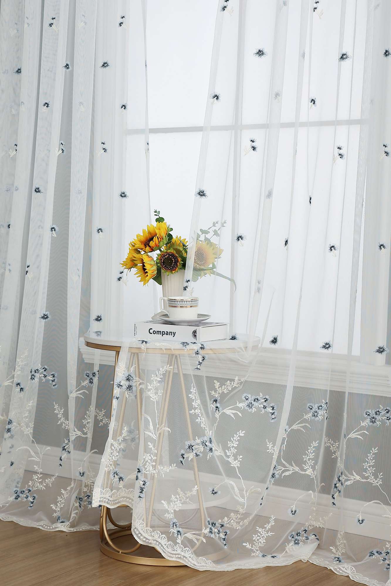 Gardine Raschel Stickerei Design »Florenz« Multiband für Gardinenschiene und Gardinenstange Elegante Fensterdekoration 2023200 Gardinenschal 593A0109 | Gardinenbox.de