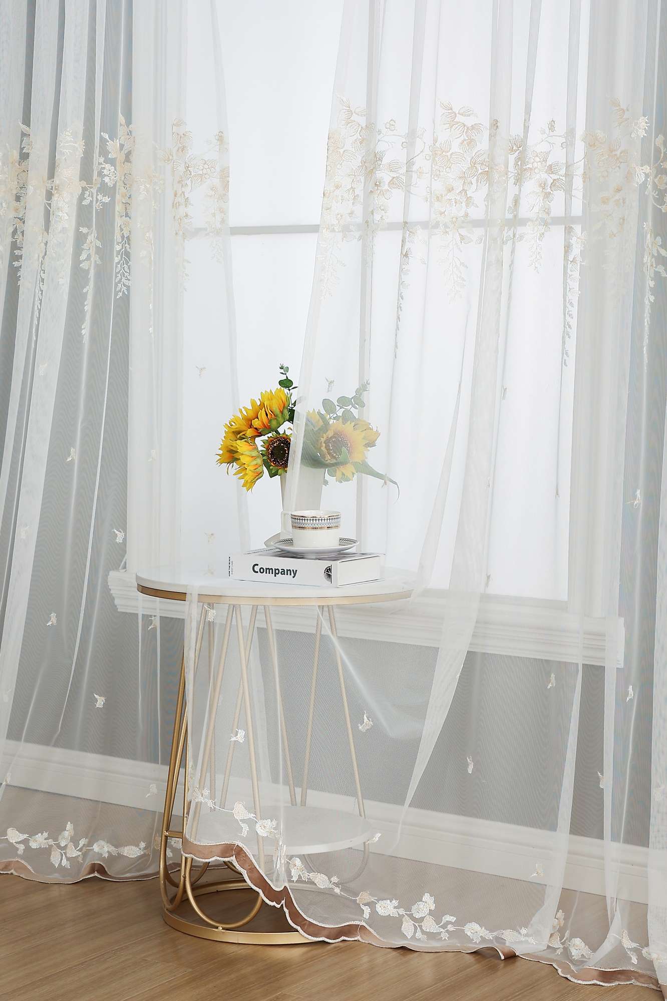 Gardine Raschel Stickerei Design »Florenz« Multiband für Gardinenschiene und Gardinenstange Elegante Fensterdekoration 2023200 Gardinenschal 593A0167 | Gardinenbox.de