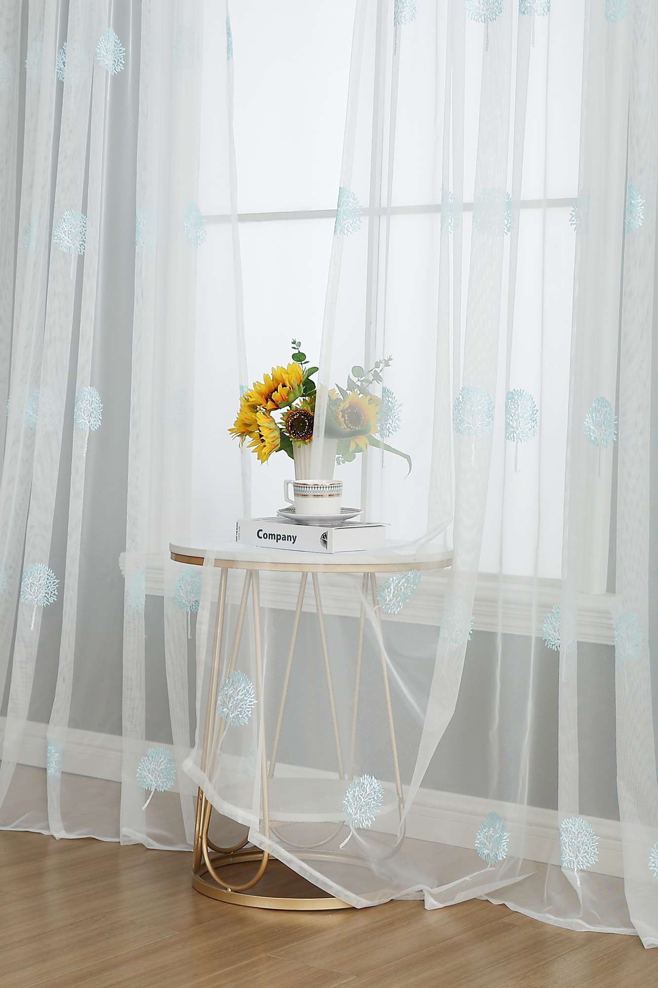 Gardine Raschel Stickerei Design »Florenz« Multiband für Gardinenschiene und Gardinenstange Elegante Fensterdekoration 2023200 Gardinenschal 593A0179 | Gardinenbox.de