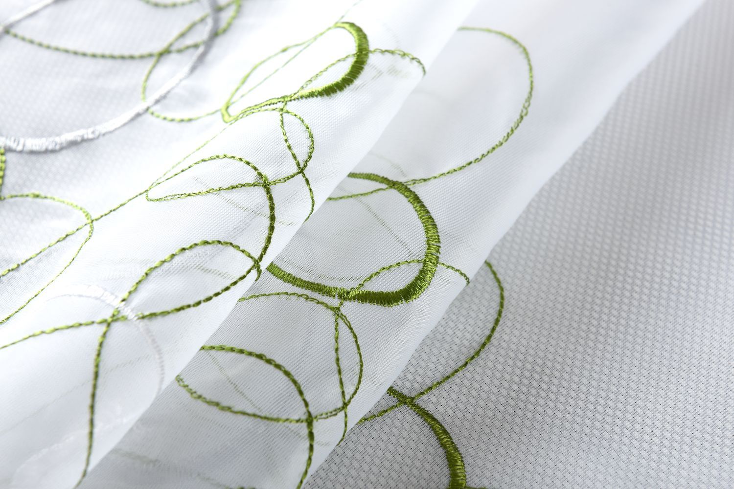 AURA Stickerei Gardinen Set 4 Tlg. Raffhalter Tunneldurchzug Gardinenband für Gardinenschienen 112230 Scheibengardine AURA_Stickerei_Gardinen_Set_4_Tlg._Raffhalter_Tunneldurchzug_Gardinenband_fur_Gardinenschienen_112230_-_Gardinenbox.de_-_-3678237 | Gardinenbox.de