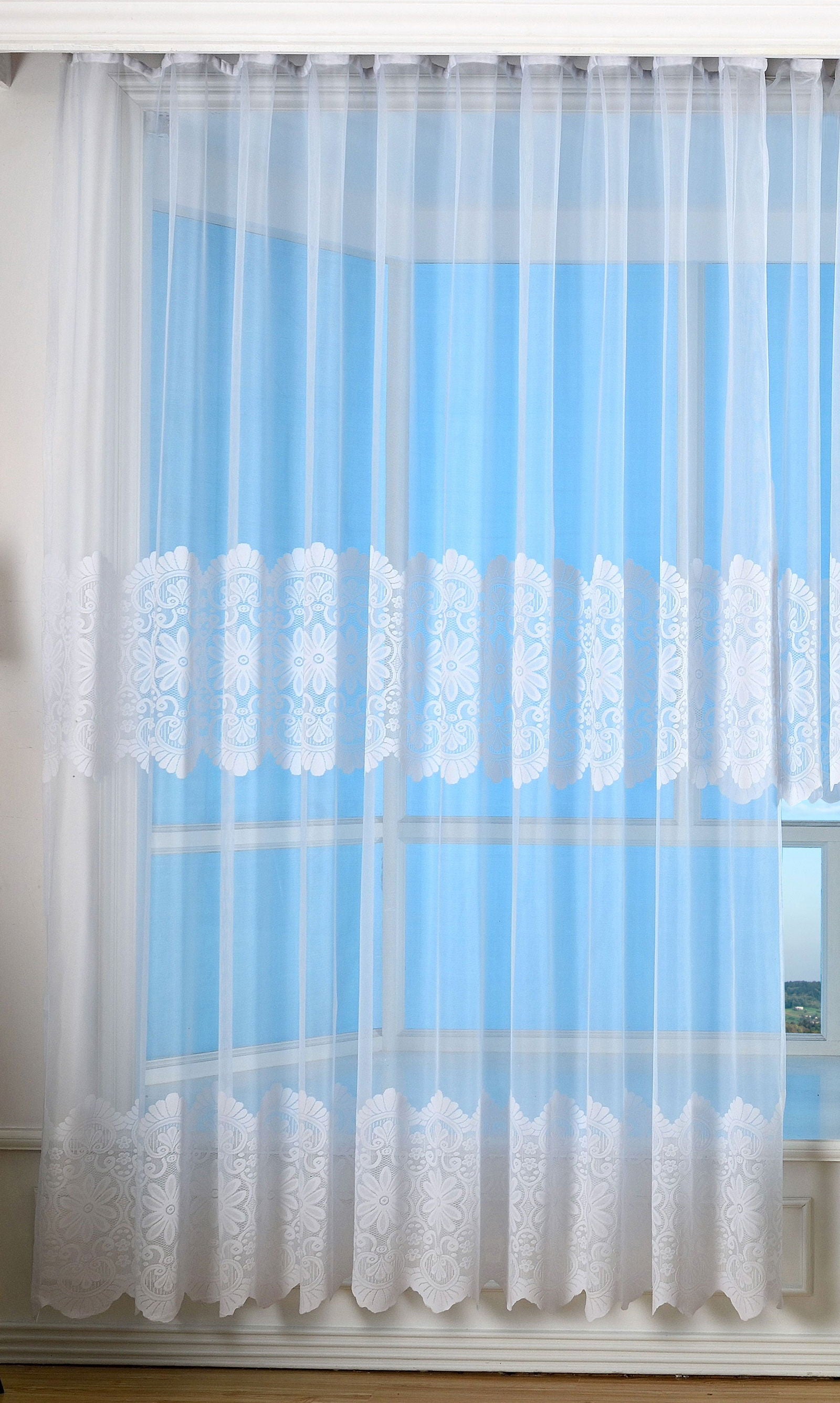 Bogenstore Barock Gardine Jacquard , Blumenmuster Weiß Kräuselband Universalband Faltenband Store 13117 245x300 Gardinenstore Bogenstore_Barock_Gardine_Jacquard_Blumenmuster_Weiss_Krauselband_Universalband_Faltenband_Store_13117_-_Gardinenbox.de_-_-3678605 | Gardinenbox.de