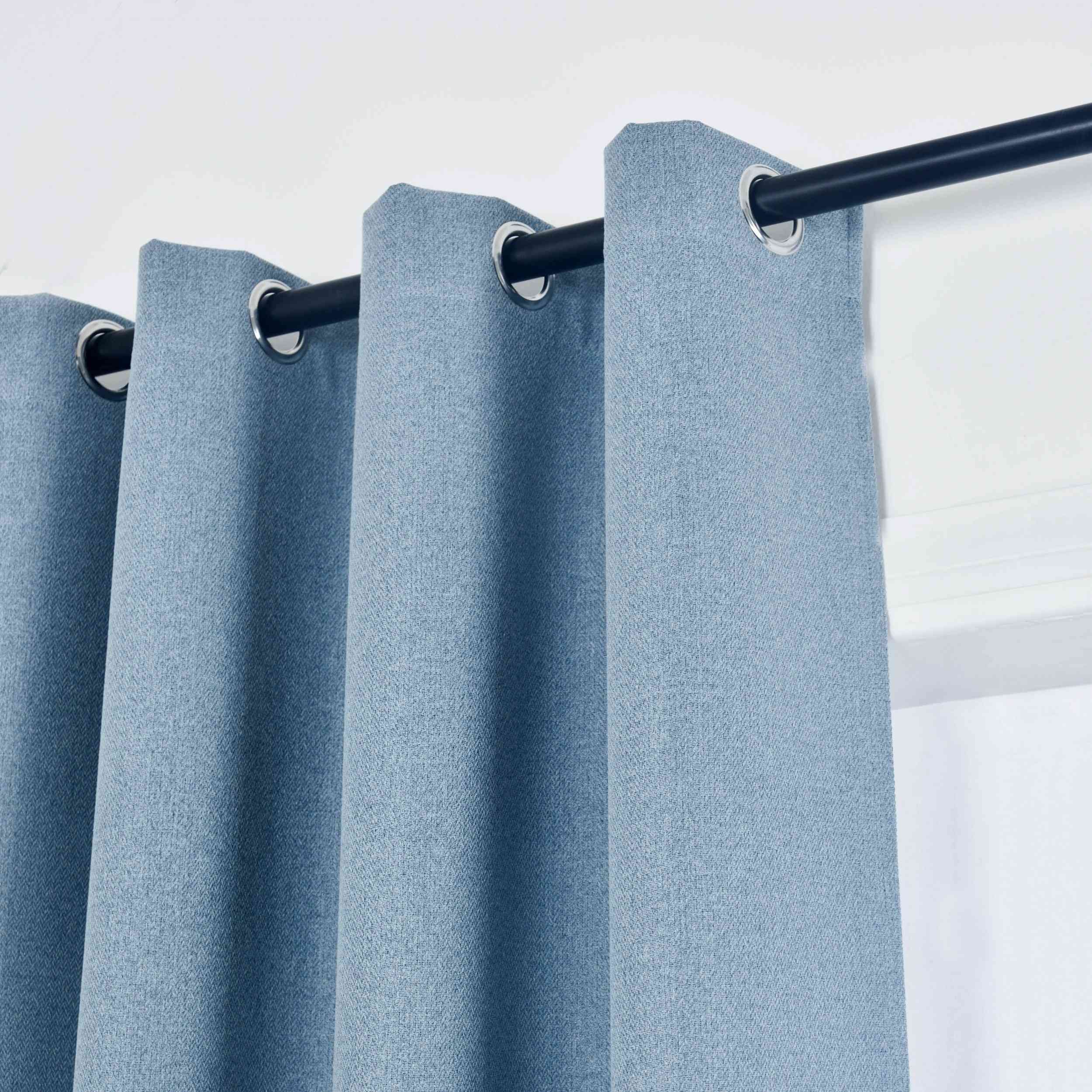 Verdunkelungsvorhang Ösen Raffhalter 100% Verdunkelung Blackout »München Dark« Dreischichtige Bindung Fischgrätmuster 202410 Vorhang DSC_4330 | Gardinenbox.de