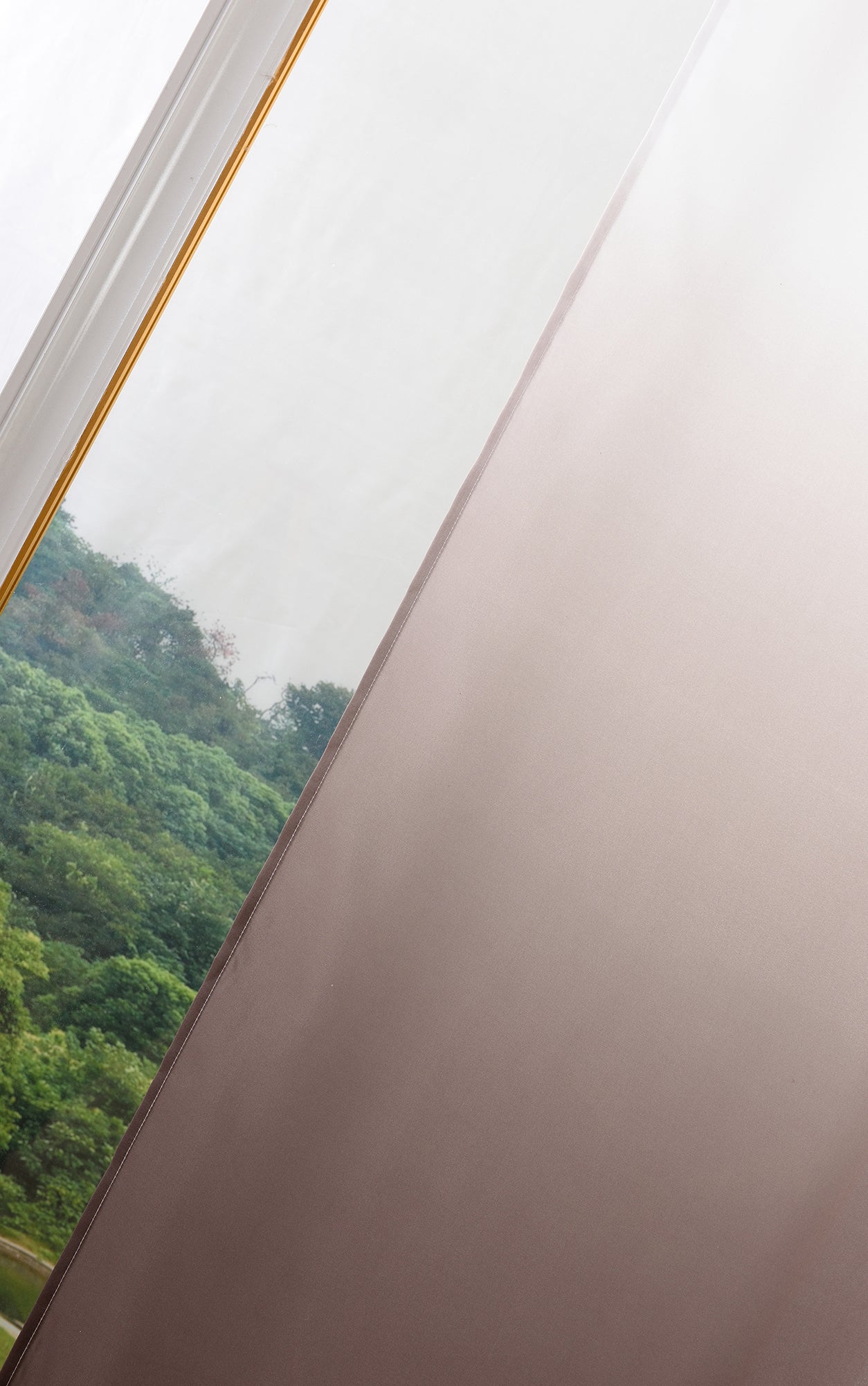 Flächenvorhang blickdicht Farbverlauf mit Paneelwagen und Beschwerungsstange Microsatin Microfaser 85425 Schiebegardine Flachenvorhang_blickdicht_Farbverlauf_mit_Paneelwagen_und_Beschwerungsstange_Microsatin_Microfaser_85425_-_Gardinenbox.de_-_-3679718 | Gardinenbox.de