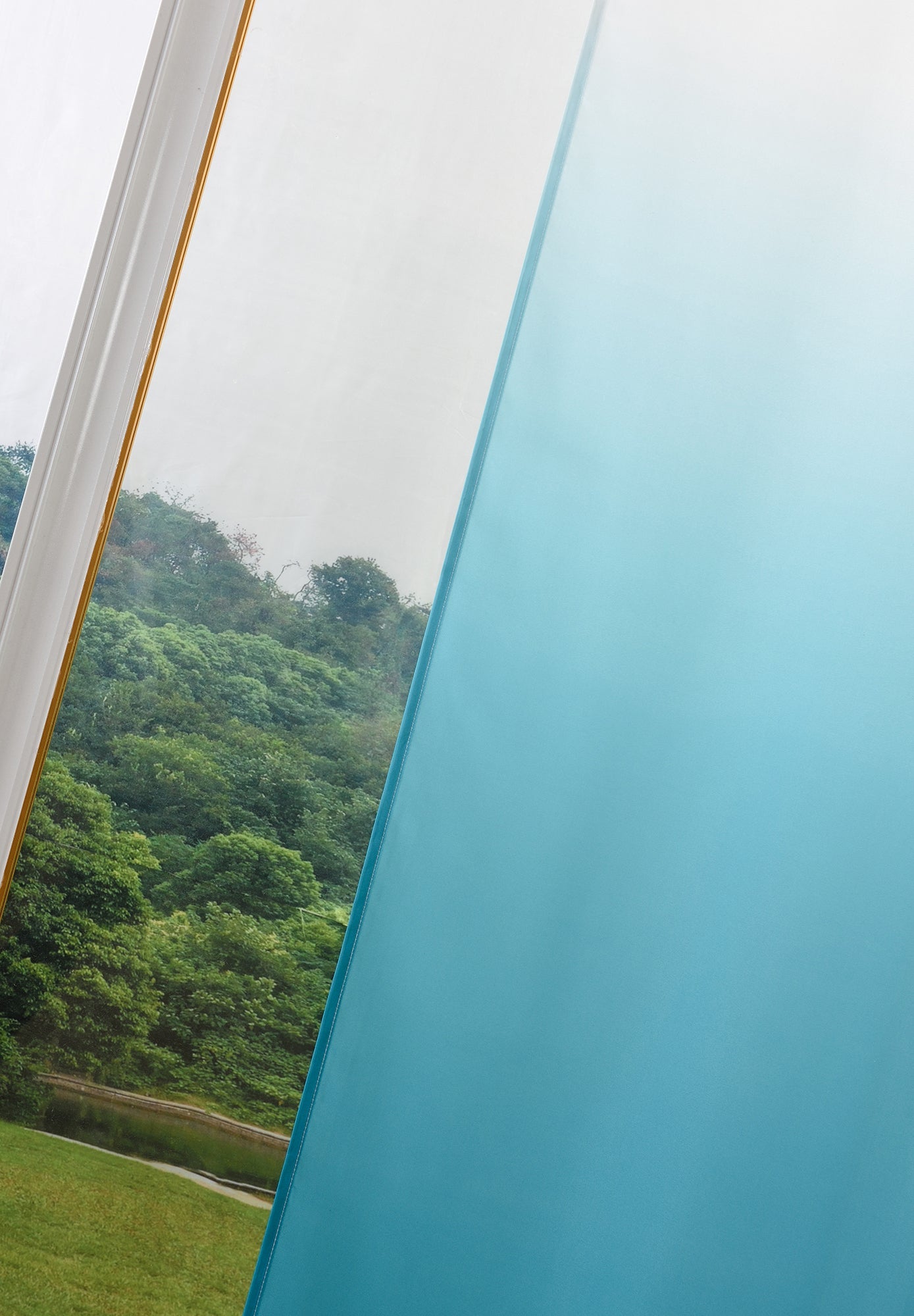 Flächenvorhang blickdicht Farbverlauf mit Paneelwagen und Beschwerungsstange Microsatin Microfaser 85425 Schiebegardine Flachenvorhang_blickdicht_Farbverlauf_mit_Paneelwagen_und_Beschwerungsstange_Microsatin_Microfaser_85425_-_Gardinenbox.de_-_-3679745 | Gardinenbox.de