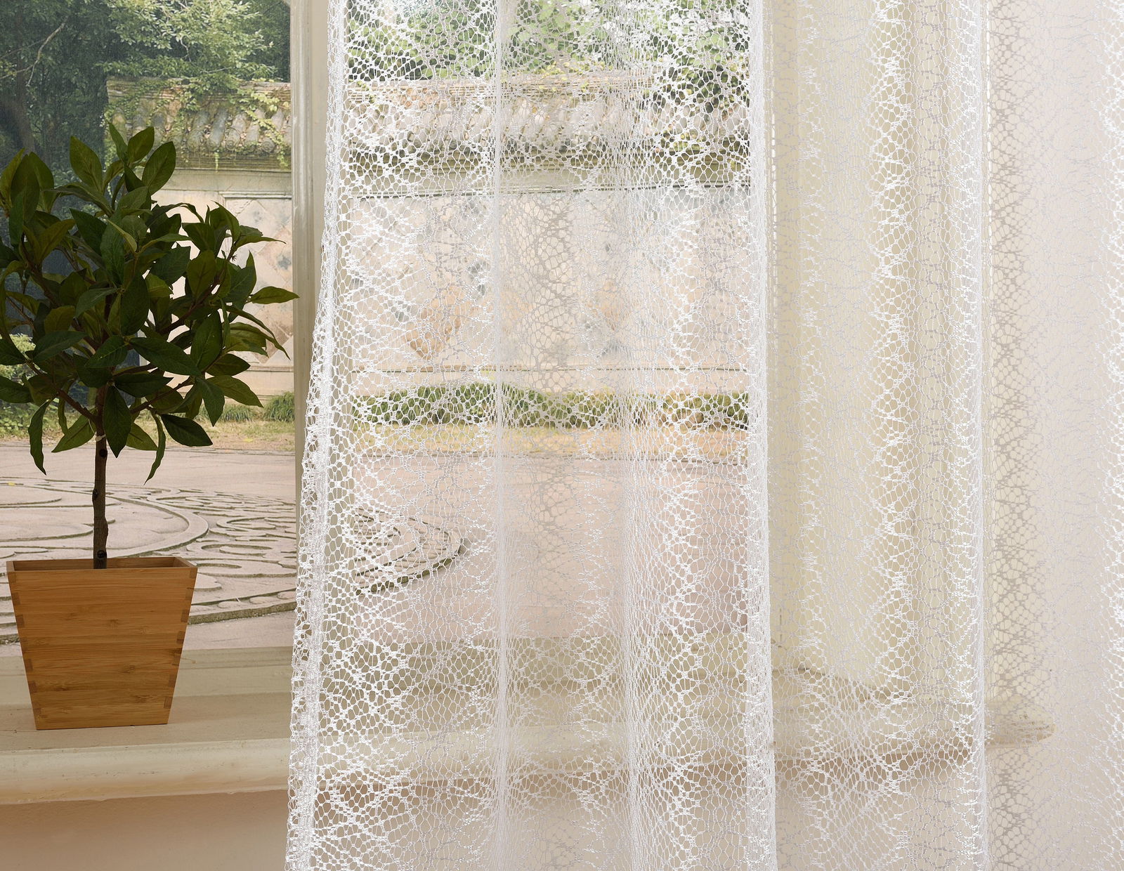 Gardine Netzvorhang mit Ösen einfarbig transparent Deko Vorhang Netz Struktur 20352 Netzgardine Gardine_Netzvorhang_mit_Osen_einfarbig_transparent_Deko_Vorhang_Netz_Struktur_20352_-_Gardinenbox.de_-_-3682380 | Gardinenbox.de