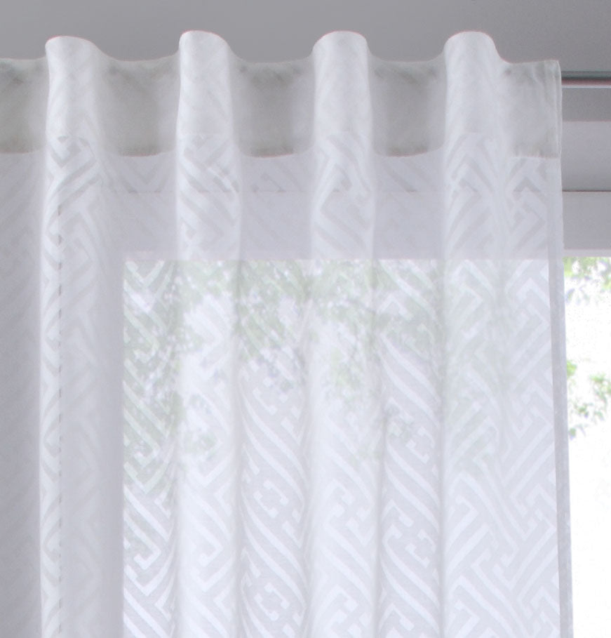 Gardine Vorhang Schal verdeckte Schlaufen Ausbrenner Qulität modern mit abstraktem Muster 63000 Vorhang Gardine_Vorhang_Schal_verdeckte_Schlaufen_Ausbrenner_Qulitat_modern_mit_abstraktem_Muster_63000_-_Gardinenbox.de_-_-3683555 | Gardinenbox.de