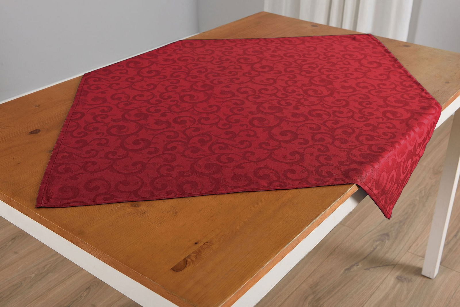 Halley Damast Tischdecke Tischwäsche Läufer 201080 Bordeaux BxL 80x80 cm Tischwäsche Halley_Damast_Tischdecke_Tischwasche_Laufer_201080_-_Gardinenbox.de_-_-3684999 | Gardinenbox.de