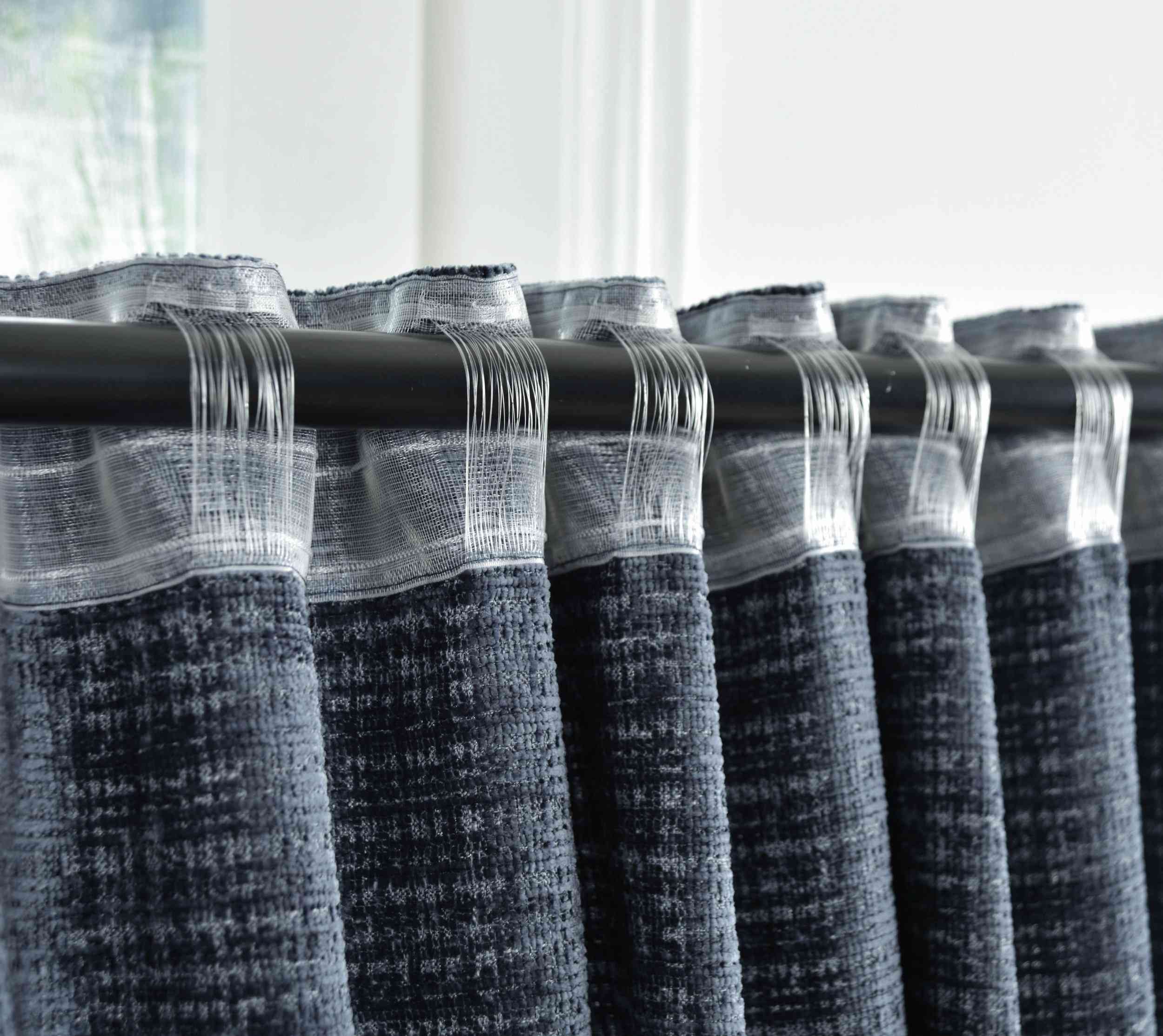 Vorhang Chenille Jacquard »RIGA« mit Multiband-Aufhängung Luxuriöser Stil für Ihr Zuhause 2023500 Vorhang Img1471 | Gardinenbox.de