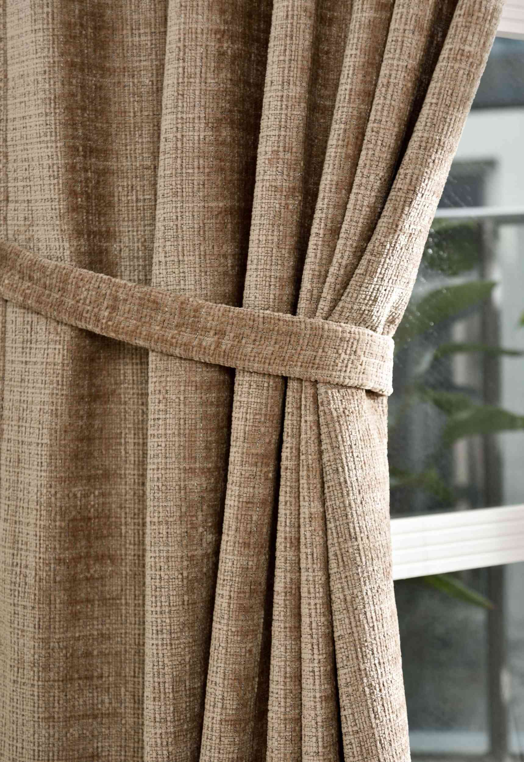 Vorhang Chenille Jacquard »RIGA« mit Multiband-Aufhängung Luxuriöser Stil für Ihr Zuhause 2023500 Vorhang Img1551 | Gardinenbox.de