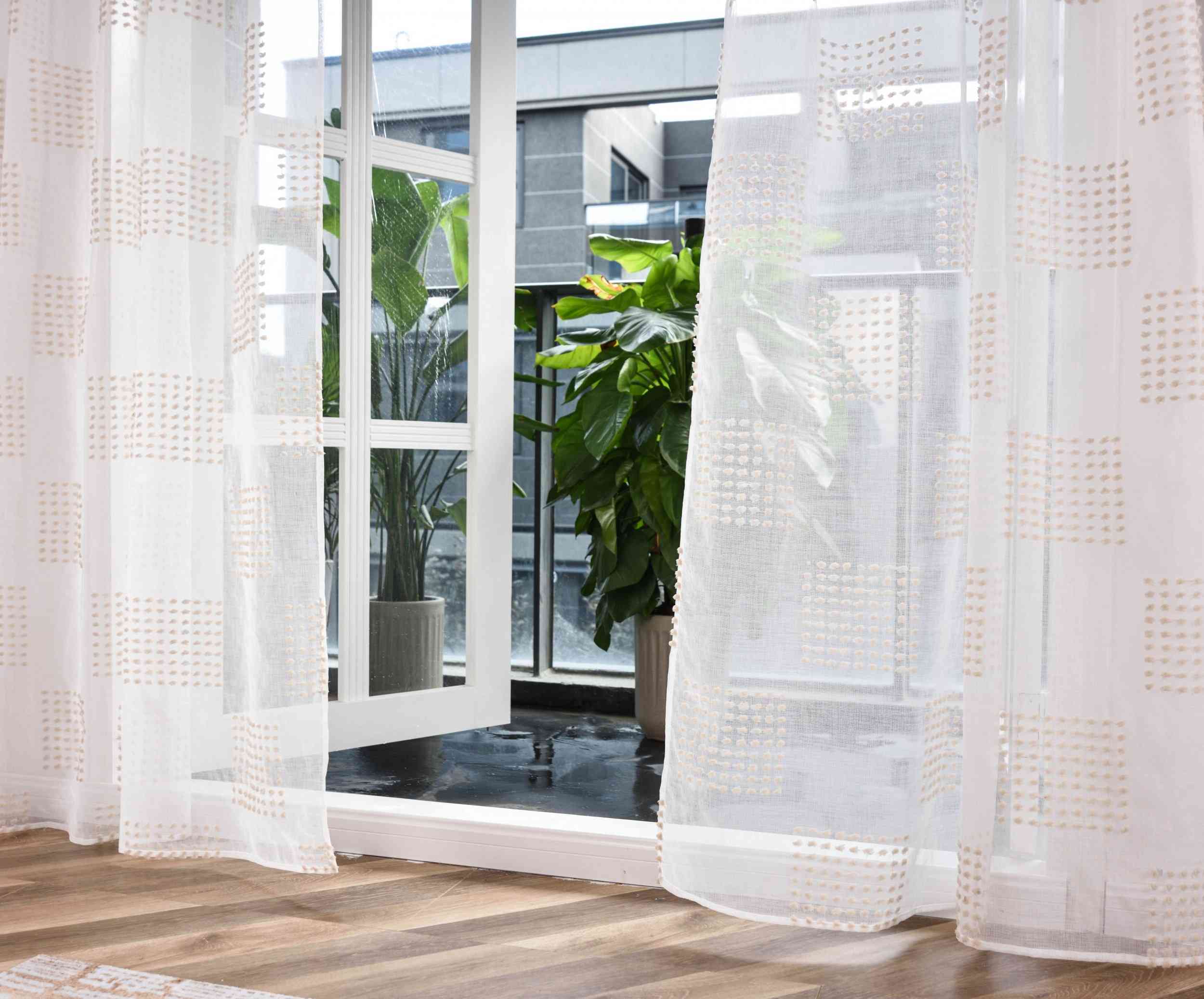 Gardine »VALENCIA« Multiband Aufhängung Scherli Transparent Leinen-Optik 2023400-408S Gardinenschal Img1693_1_d1269f99-9d30-4e98-b686-d506c806daad | Gardinenbox.de